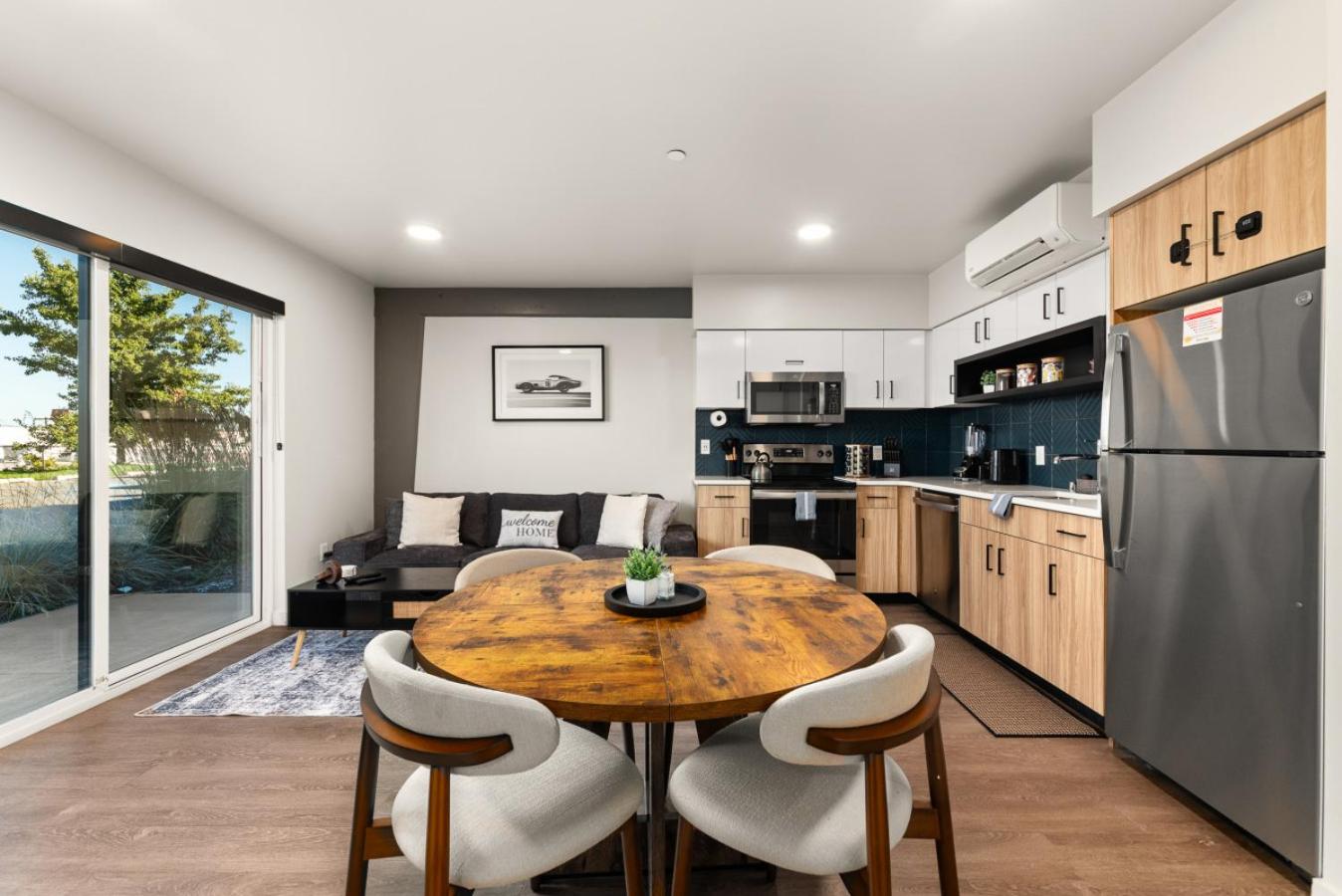 2br Luxurious Apartment Downtown