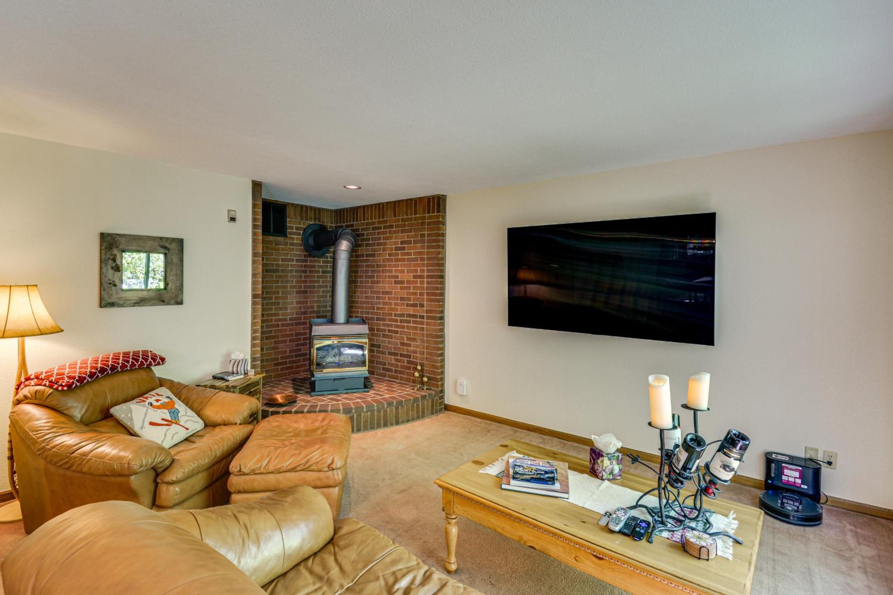 Large Family Duplex with Grill, Near Beaver Creek
