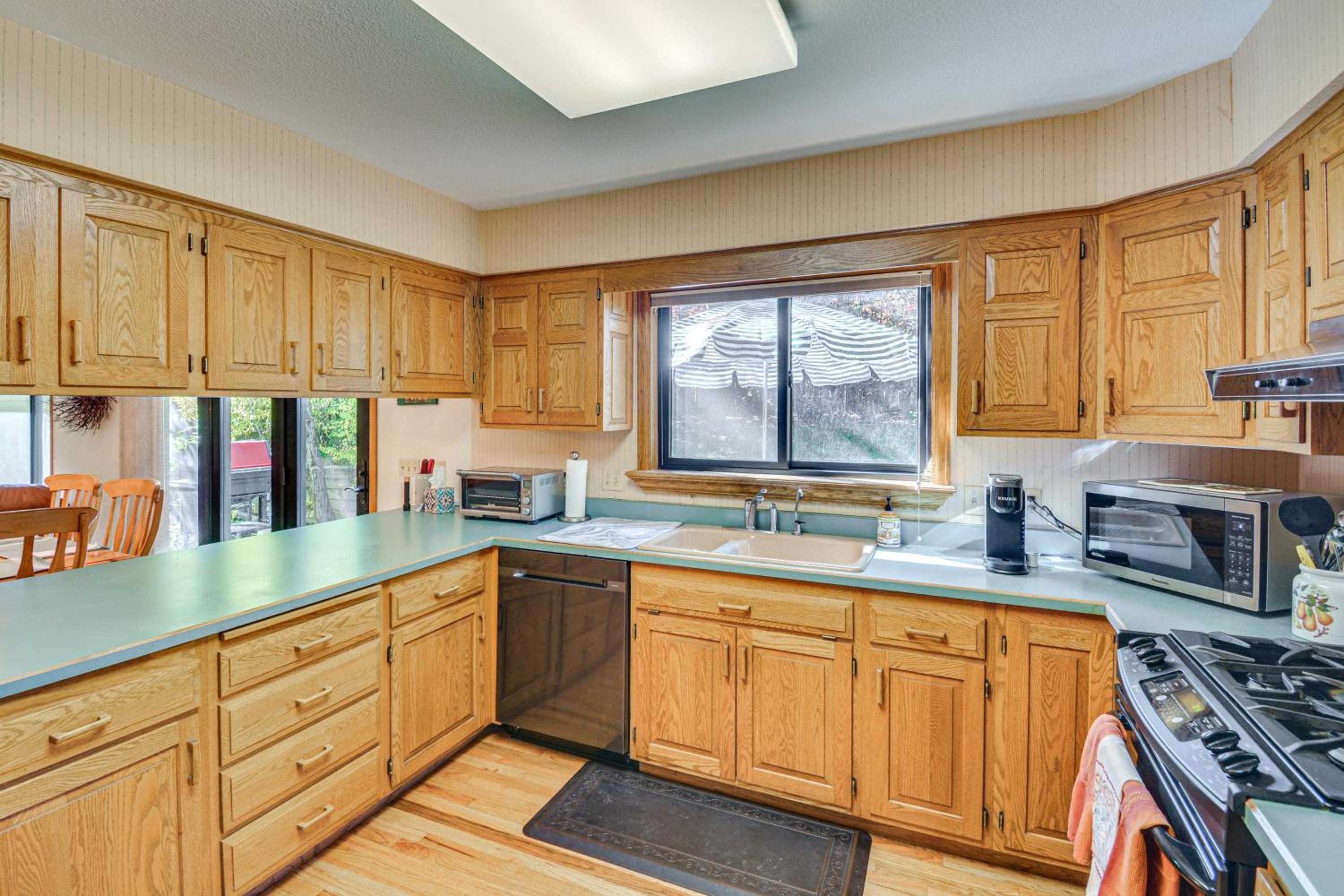 Large Family Duplex with Grill, Near Beaver Creek