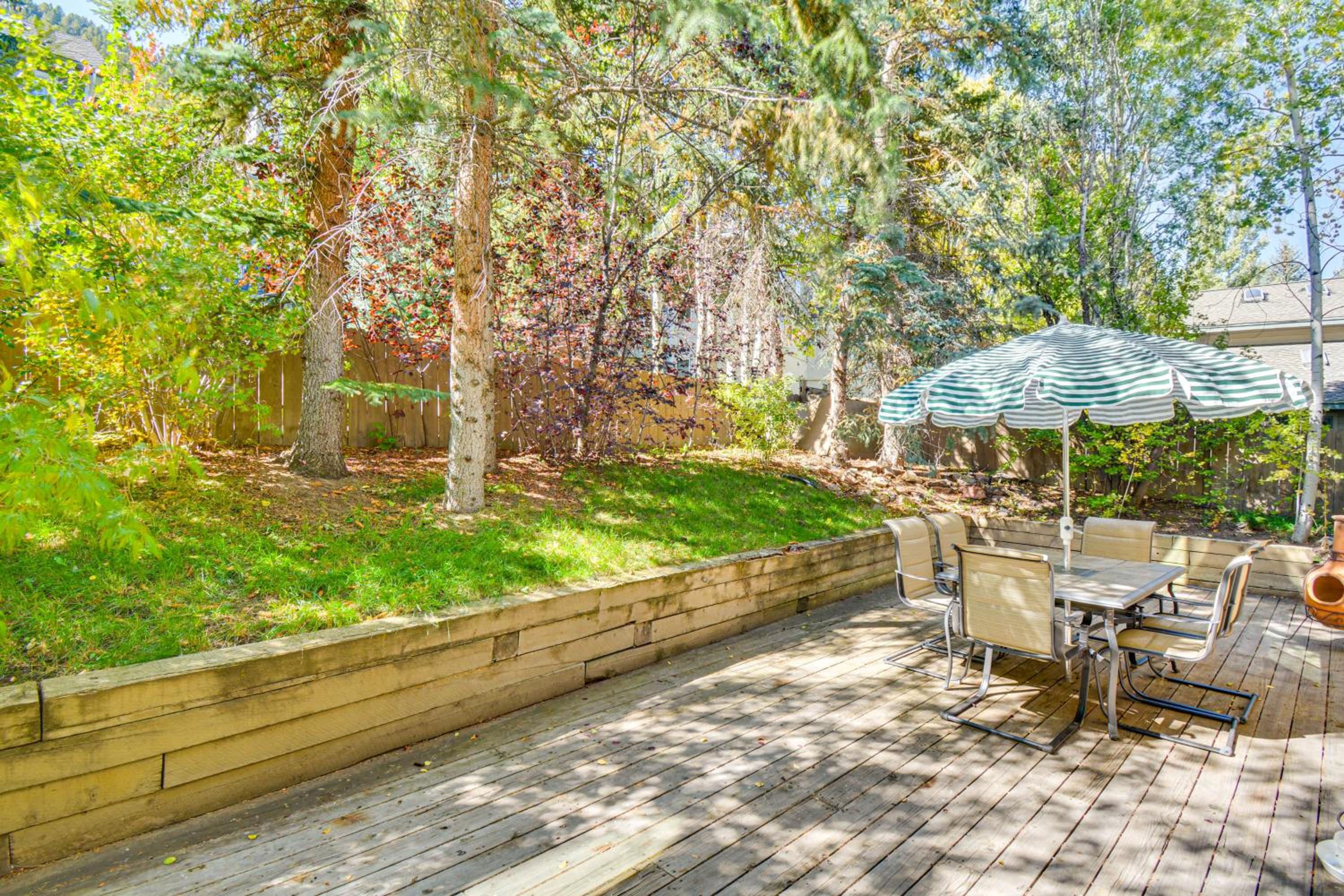 Large Family Duplex with Grill, Near Beaver Creek
