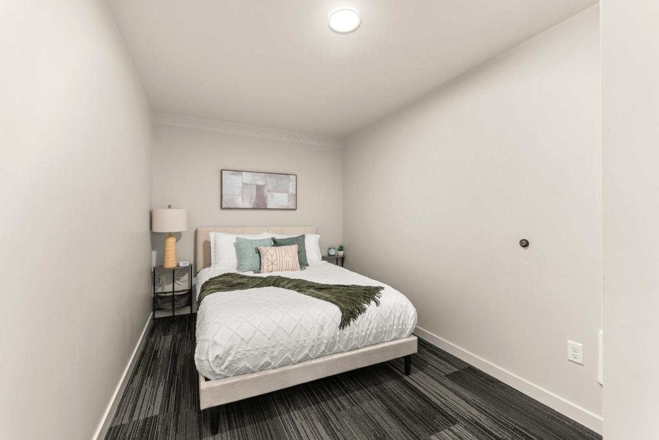 Downtown Luxury Stay 2BR
