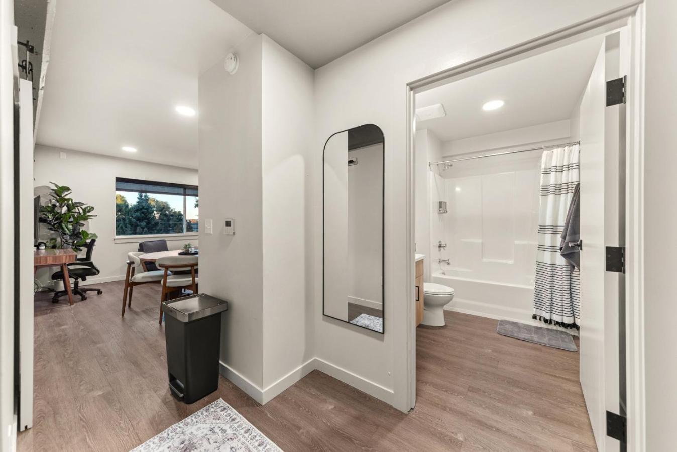 Downtown Luxury Stay 2BR