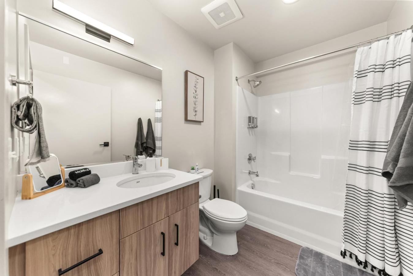 Downtown Luxury Stay 2BR