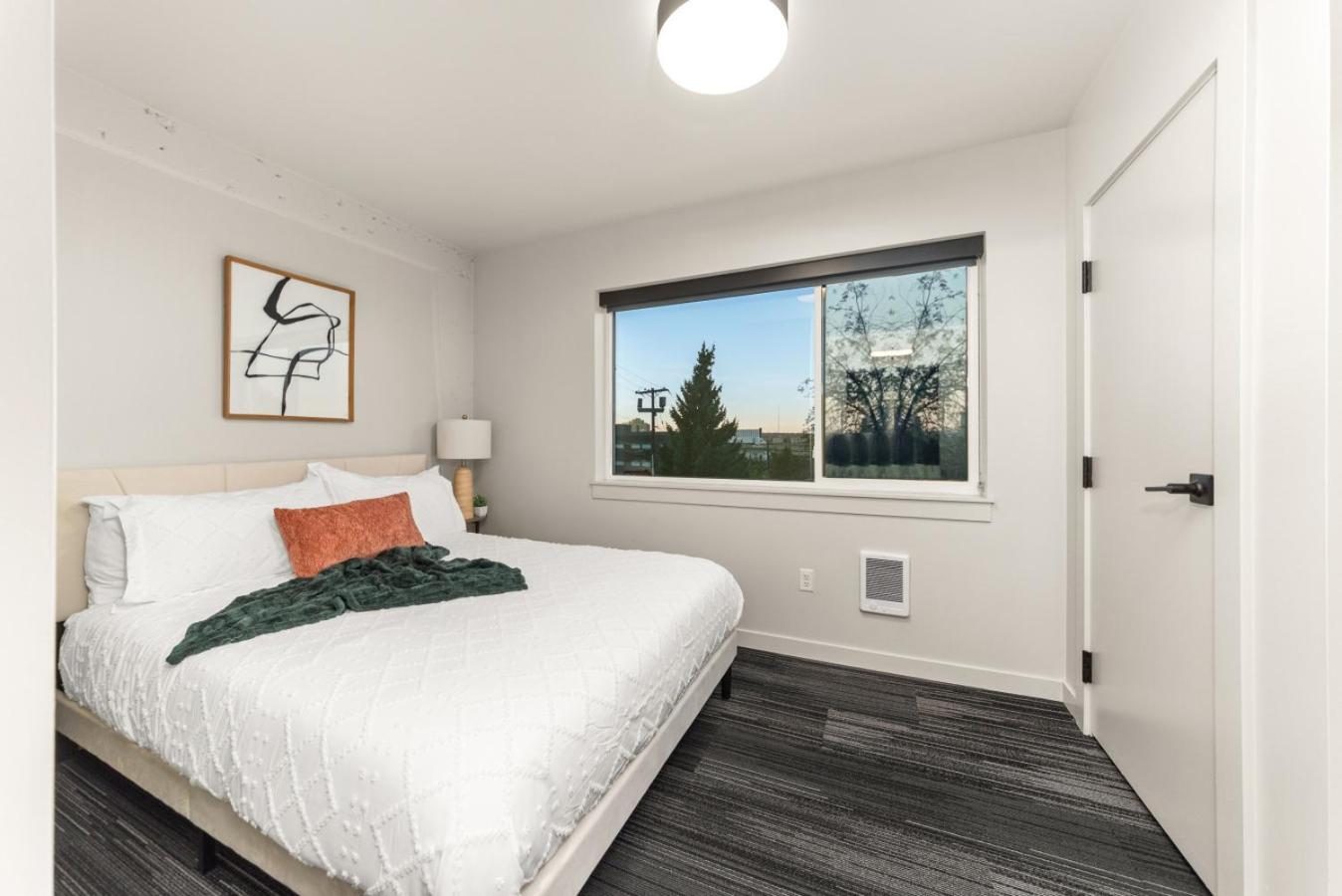 Downtown Luxury Stay 2BR