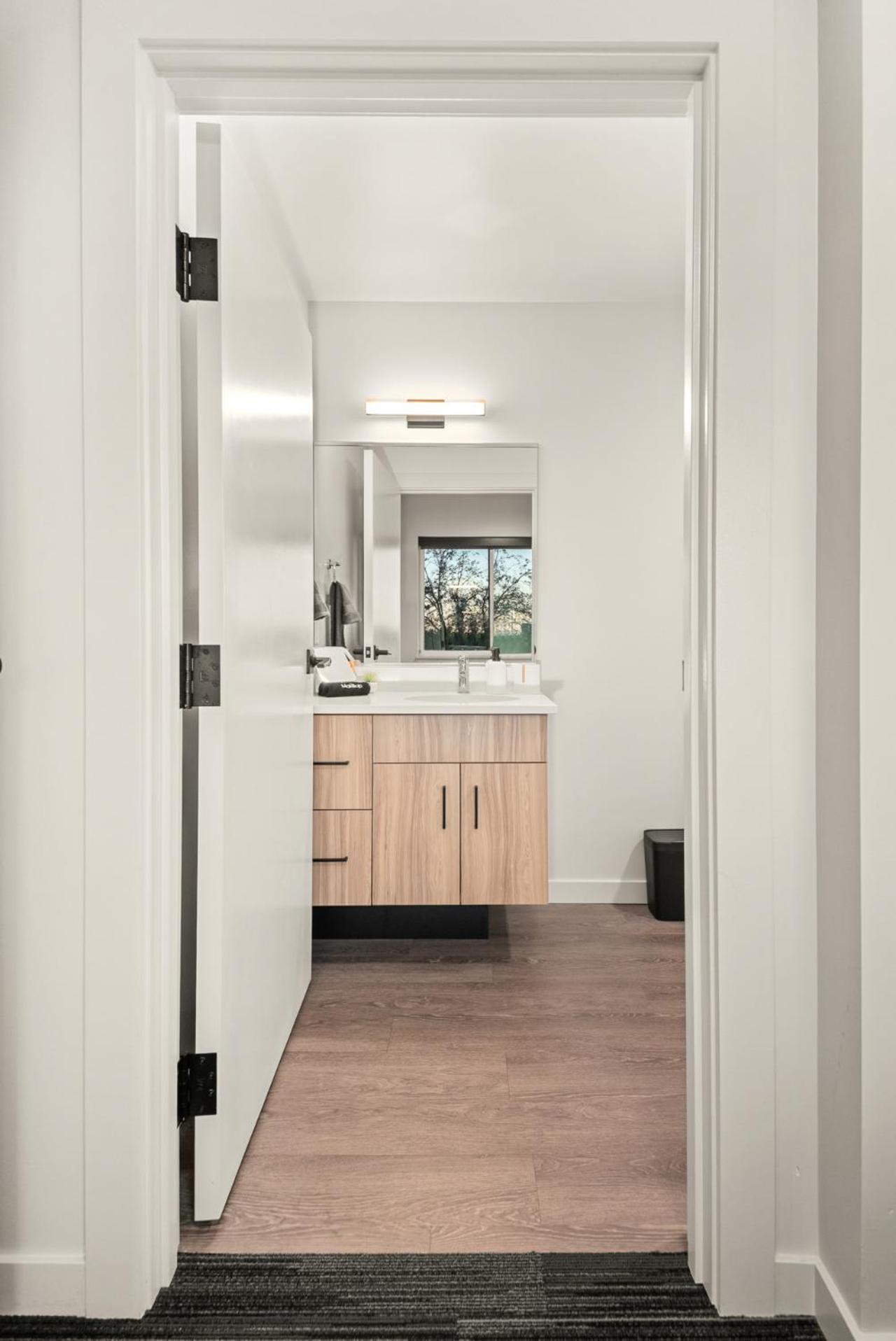 Downtown Luxury Stay 2BR