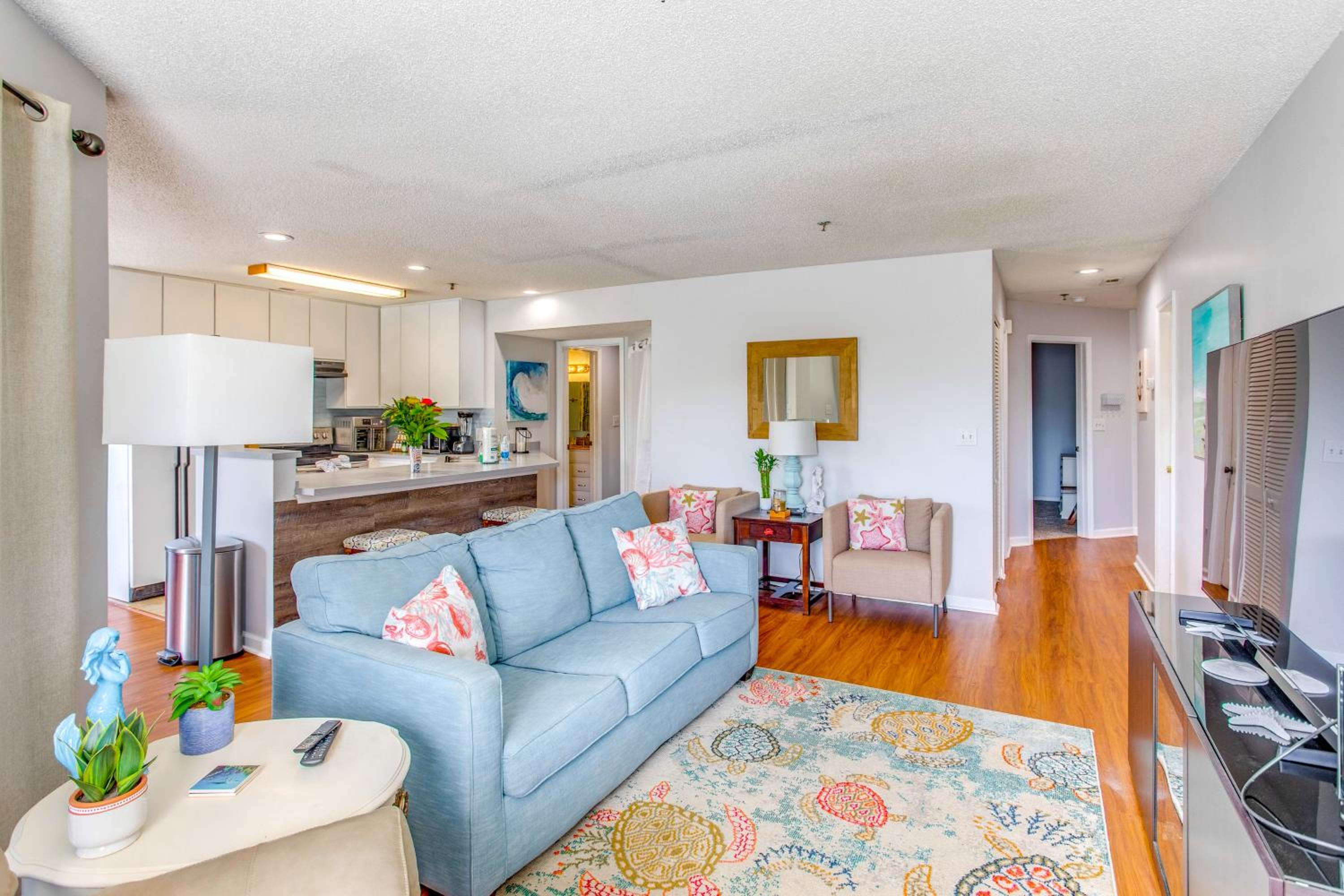 1 Mi to Beach Golf Glenn Villas Condo with Pool