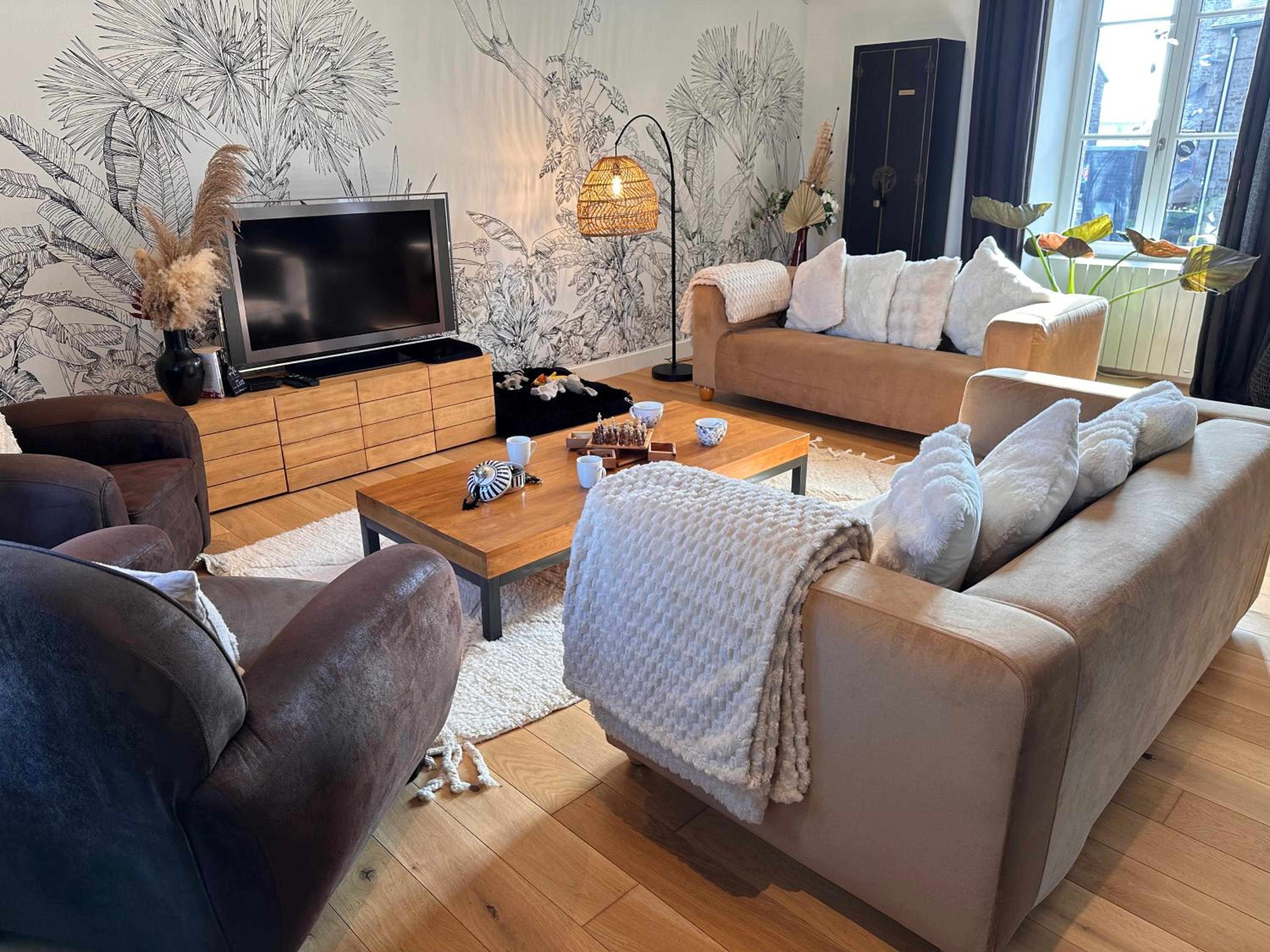 Les Libellules Appartement avec baignoire spa à Dinan Lanvallay