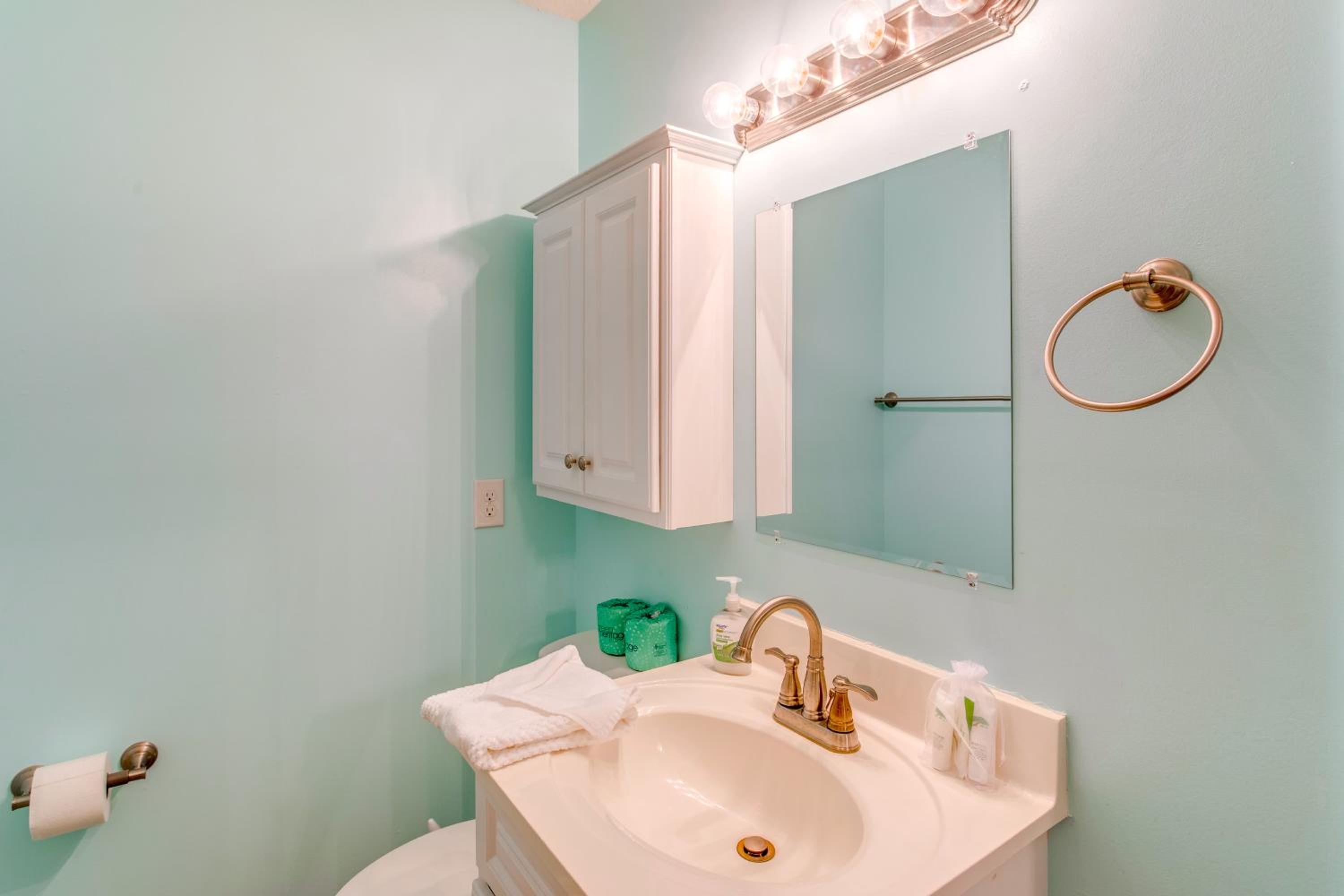 1 Mi to Beach Golf Glenn Villas Condo with Pool