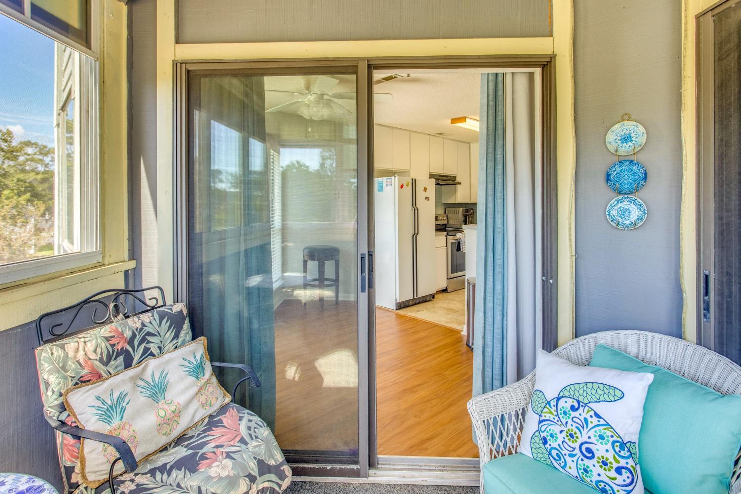 1 Mi to Beach Golf Glenn Villas Condo with Pool