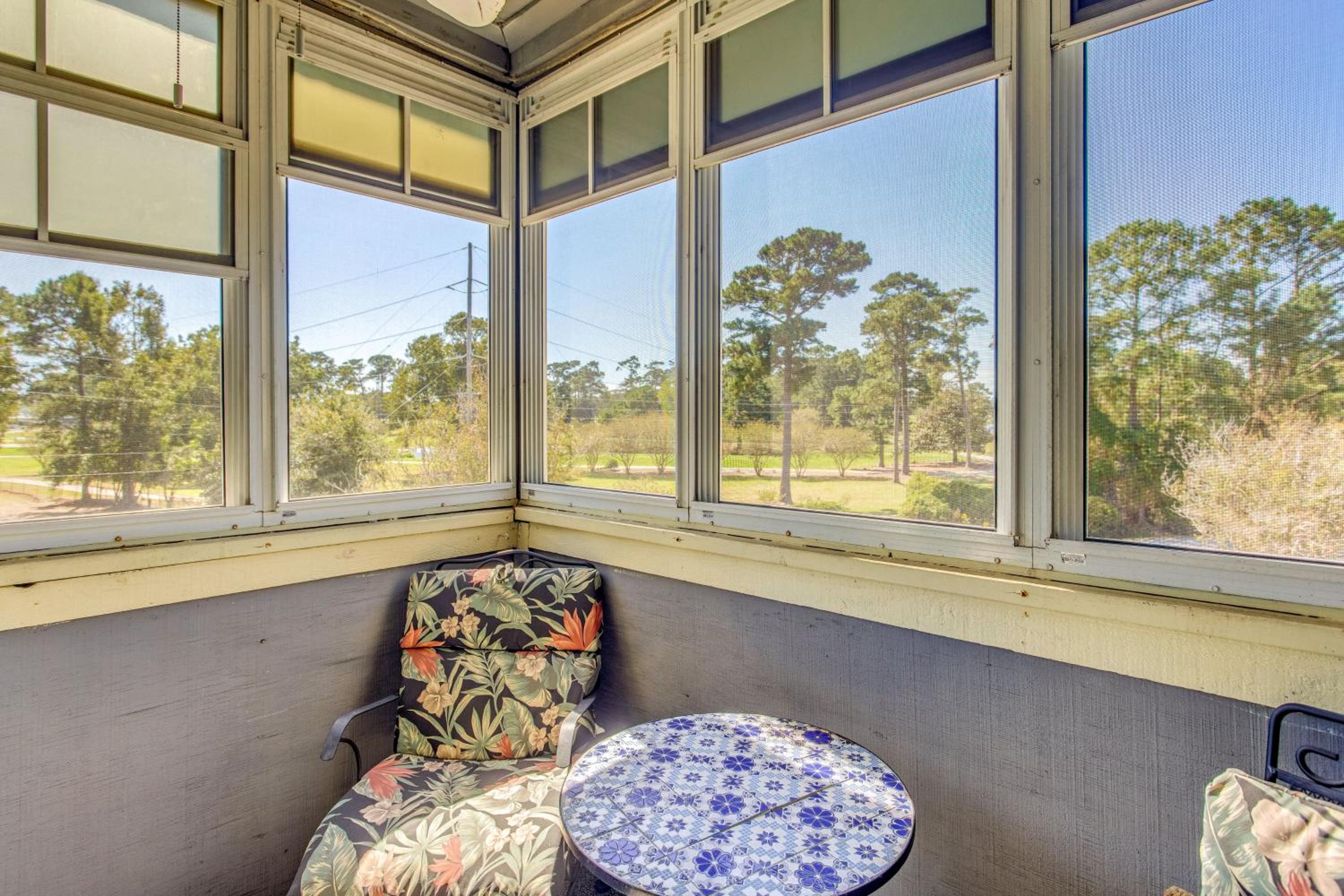 1 Mi to Beach Golf Glenn Villas Condo with Pool