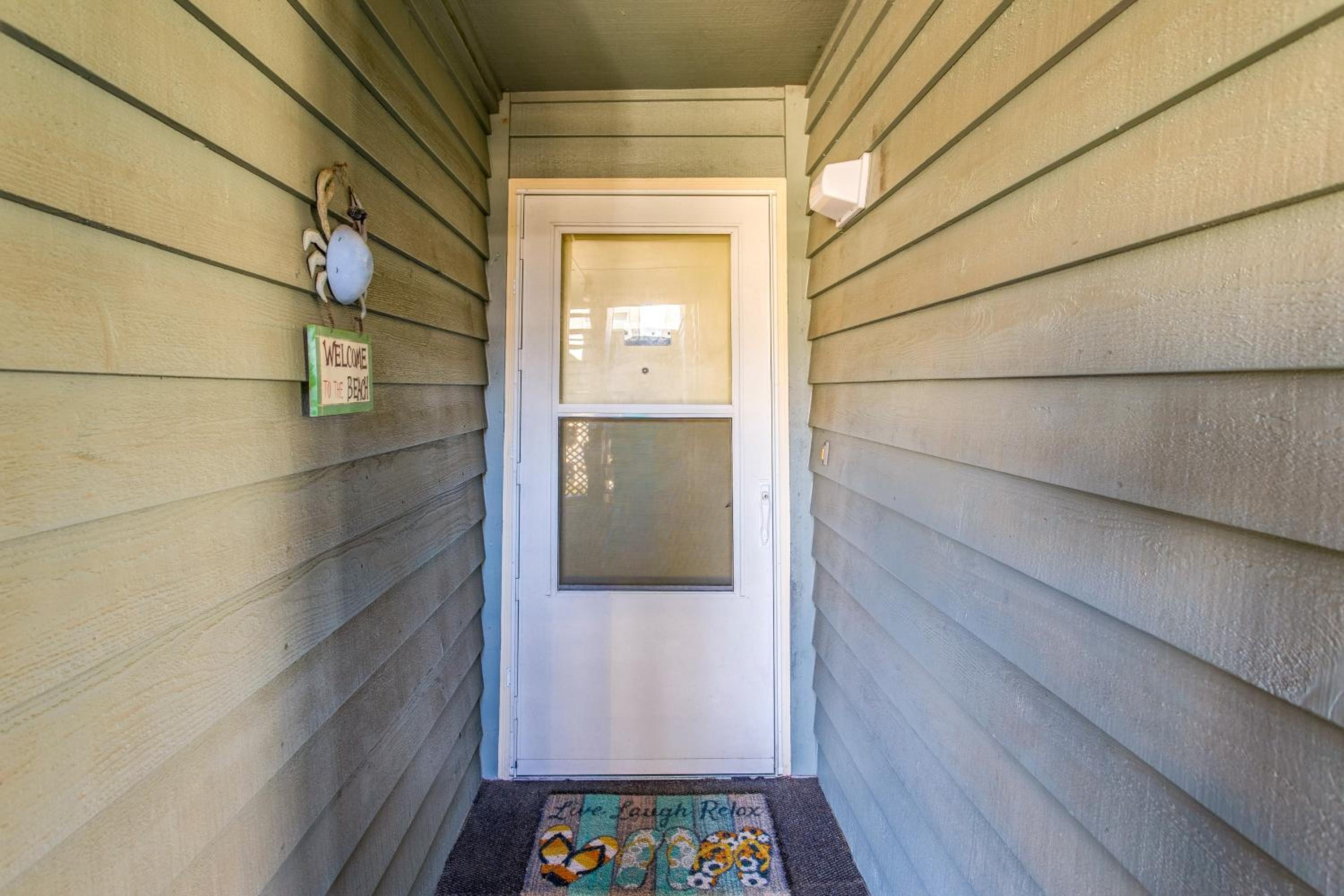 1 Mi to Beach Golf Glenn Villas Condo with Pool