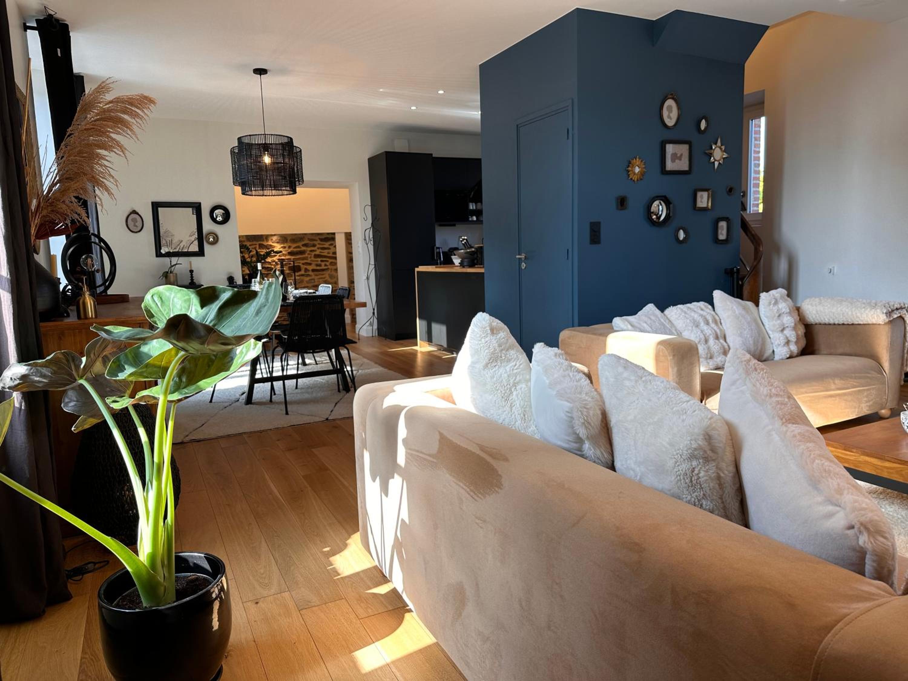 Les Libellules Appartement avec baignoire spa à Dinan Lanvallay