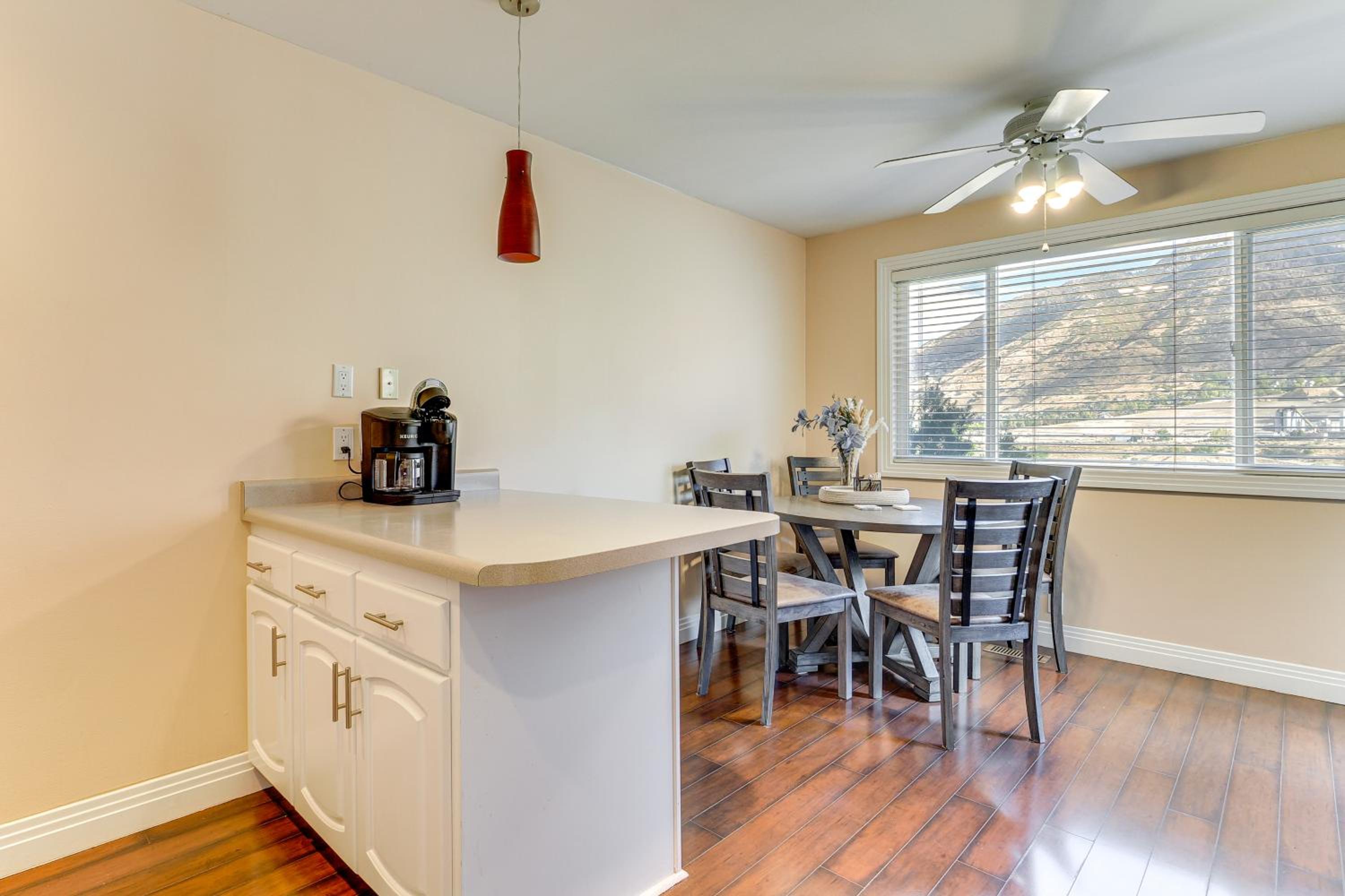 Big Space, Bigger View! Cottonwood Canyon Retreat