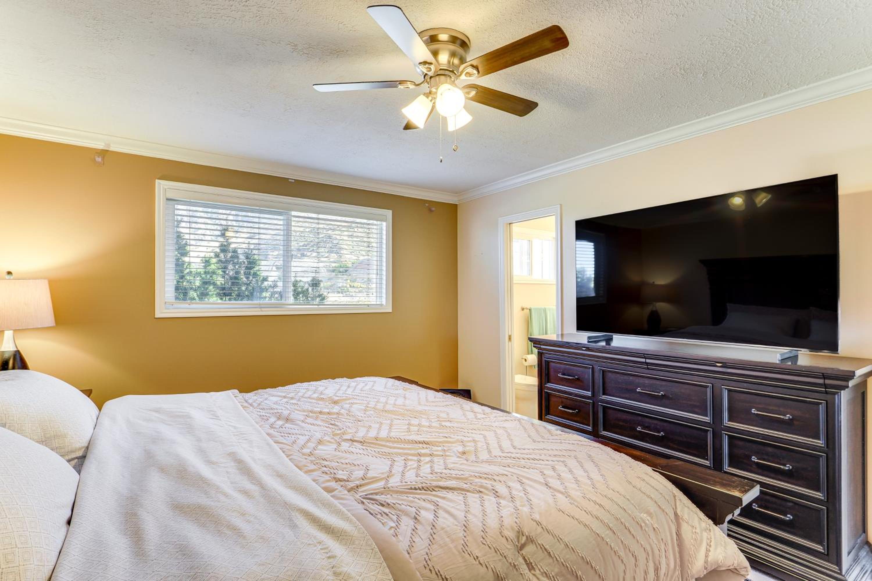 Big Space, Bigger View! Cottonwood Canyon Retreat