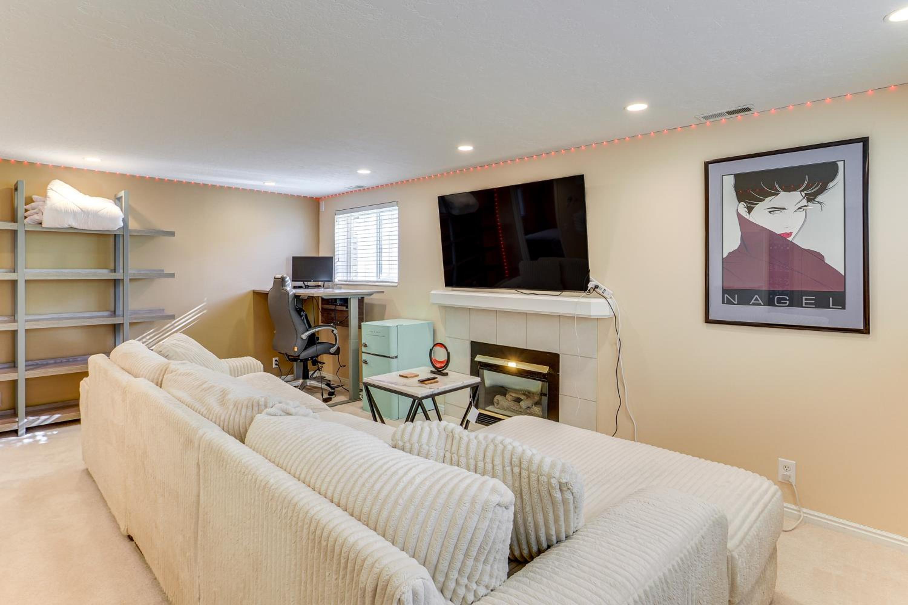 Big Space, Bigger View! Cottonwood Canyon Retreat