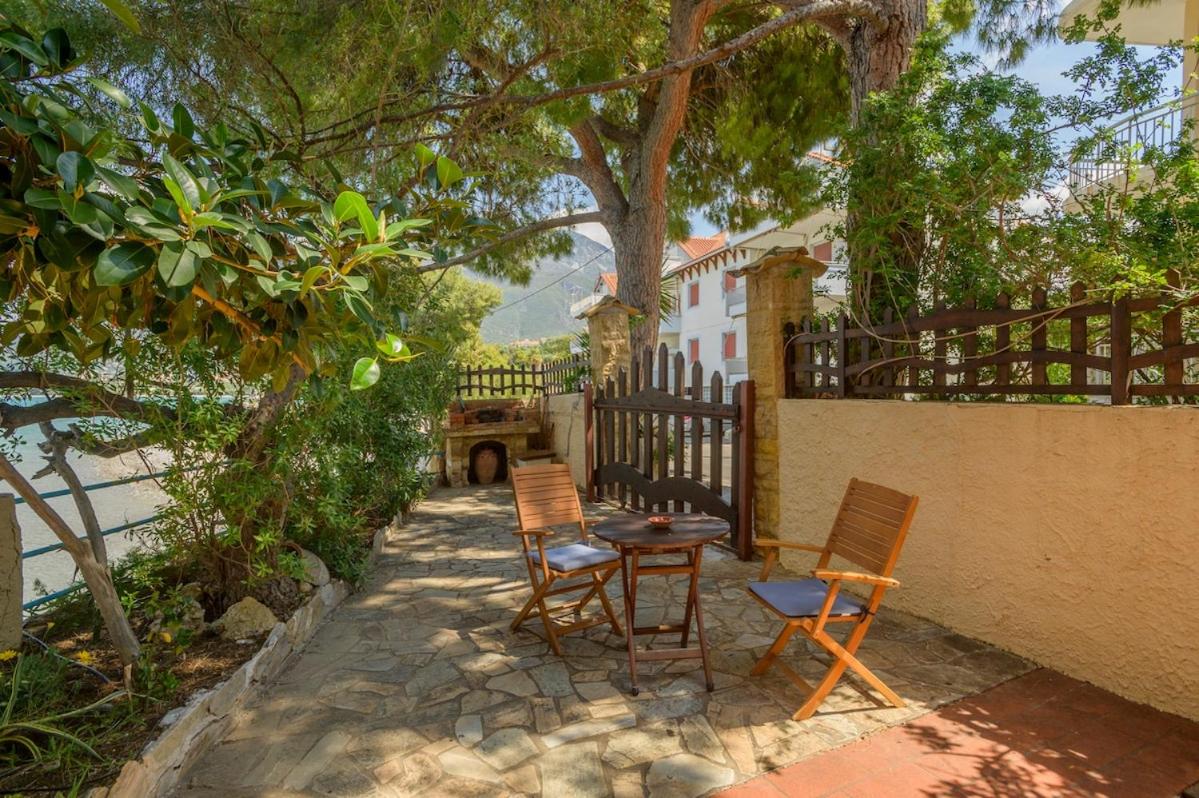 Nikos Panagiotareas House