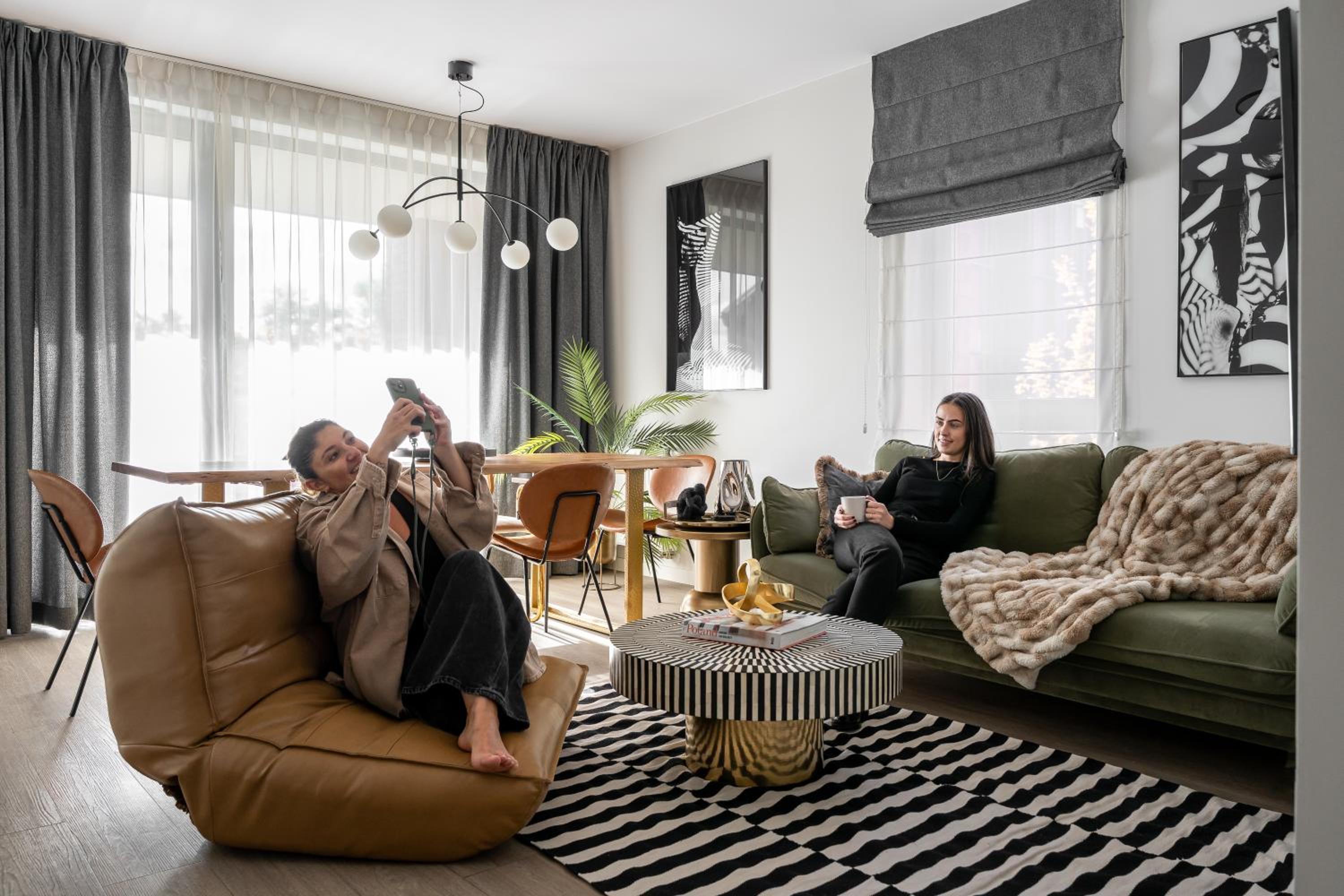 Scala Suites with Parking by Lion Apartments