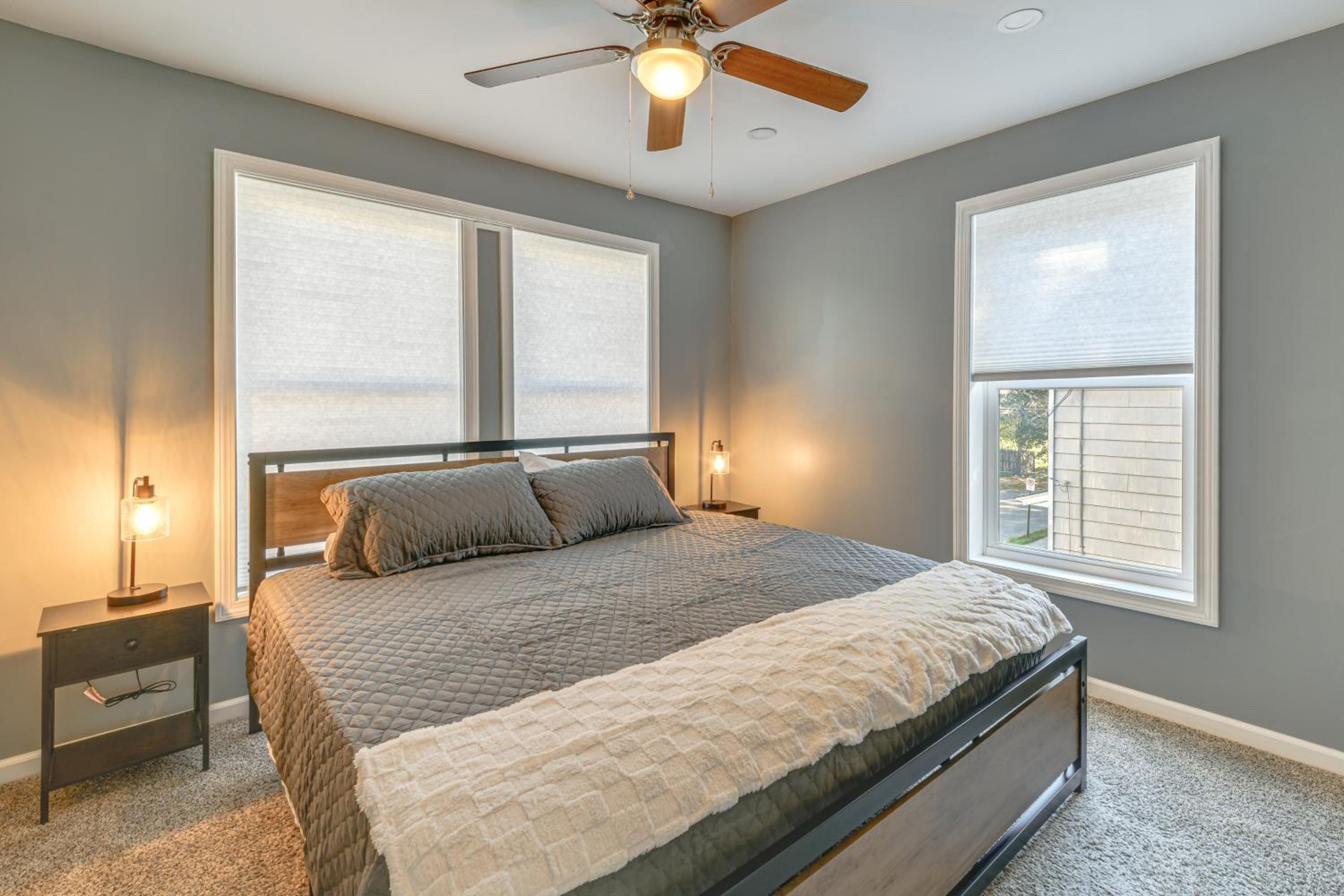 Walk to Main Street! Updated Norwich Home