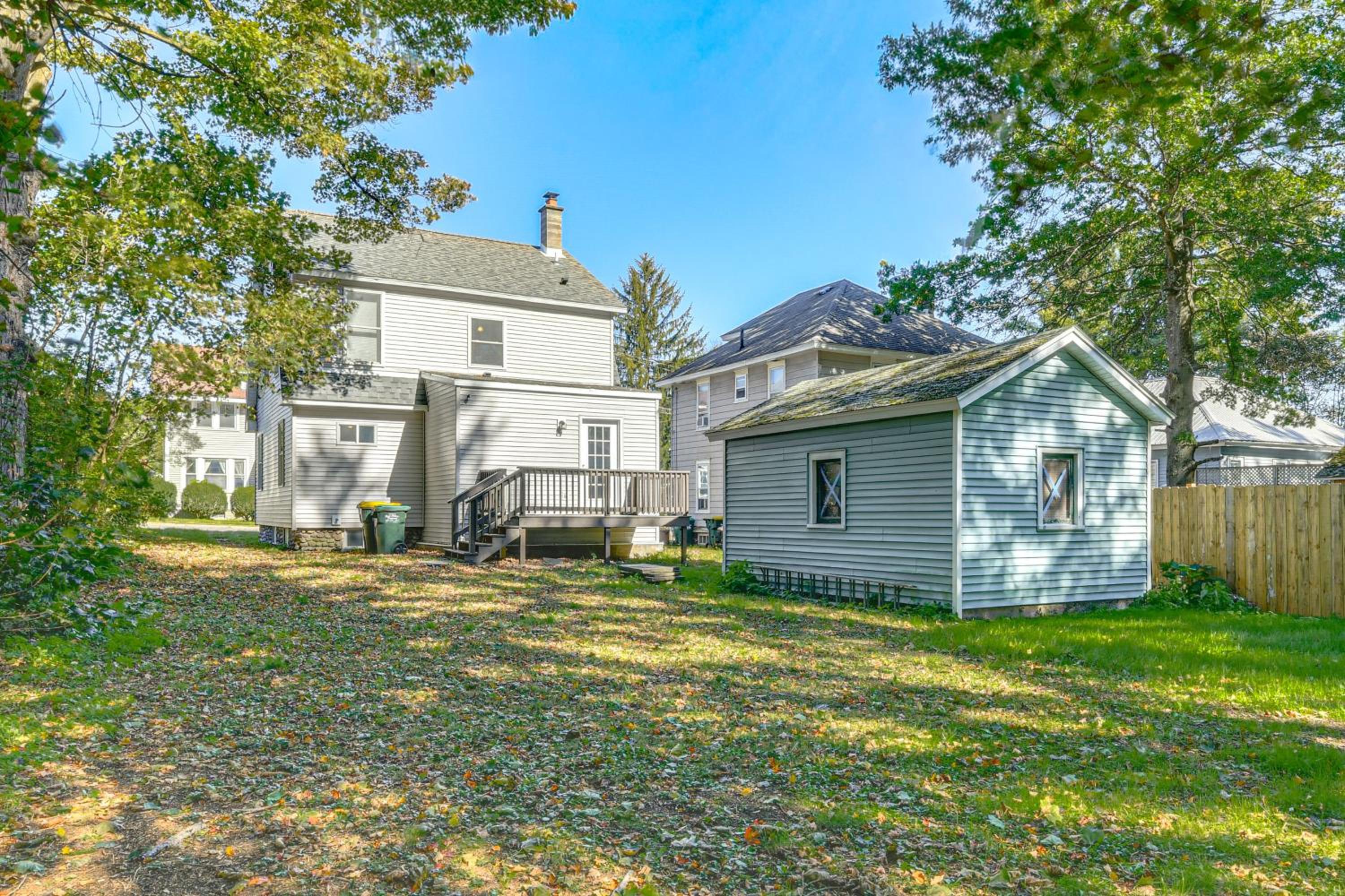 Walk to Main Street! Updated Norwich Home