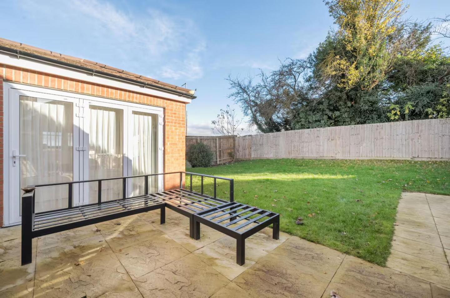 4-Bed Home for Contractors & Relocation - Sleeps 8