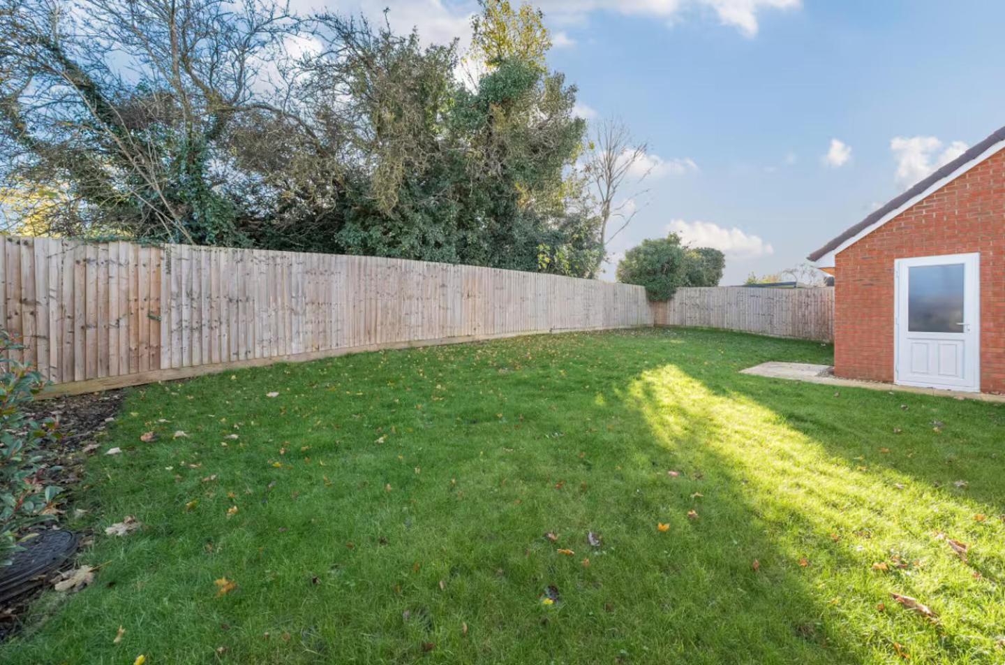4-Bed Home for Contractors & Relocation - Sleeps 8