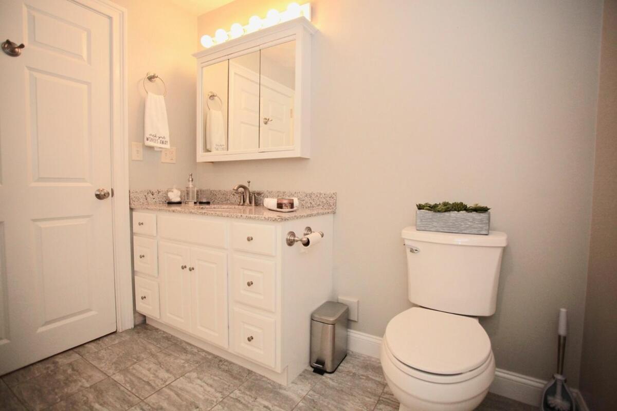 Peaceful 2BR near US Route 1 and Boston