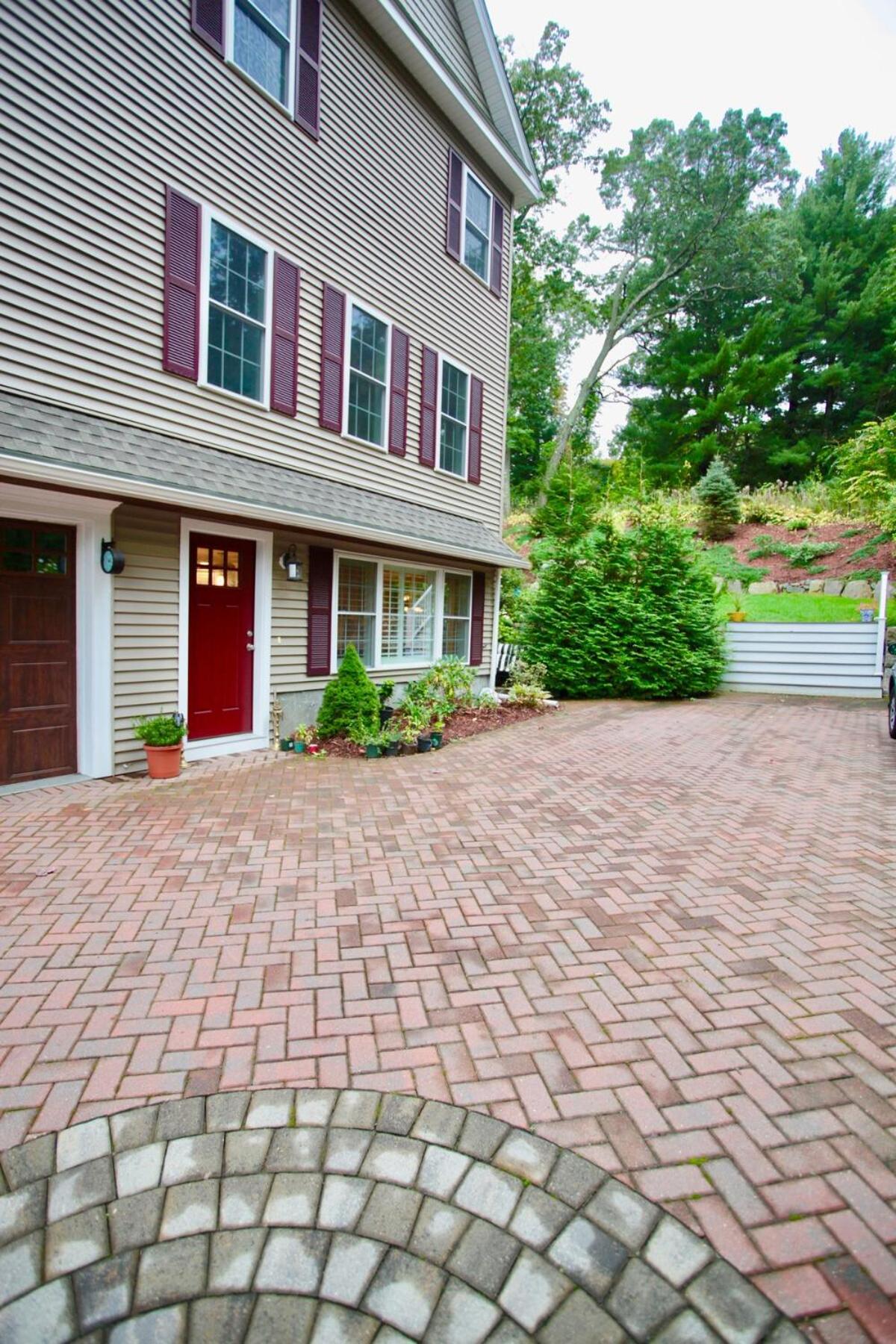 Peaceful 2BR near US Route 1 and Boston