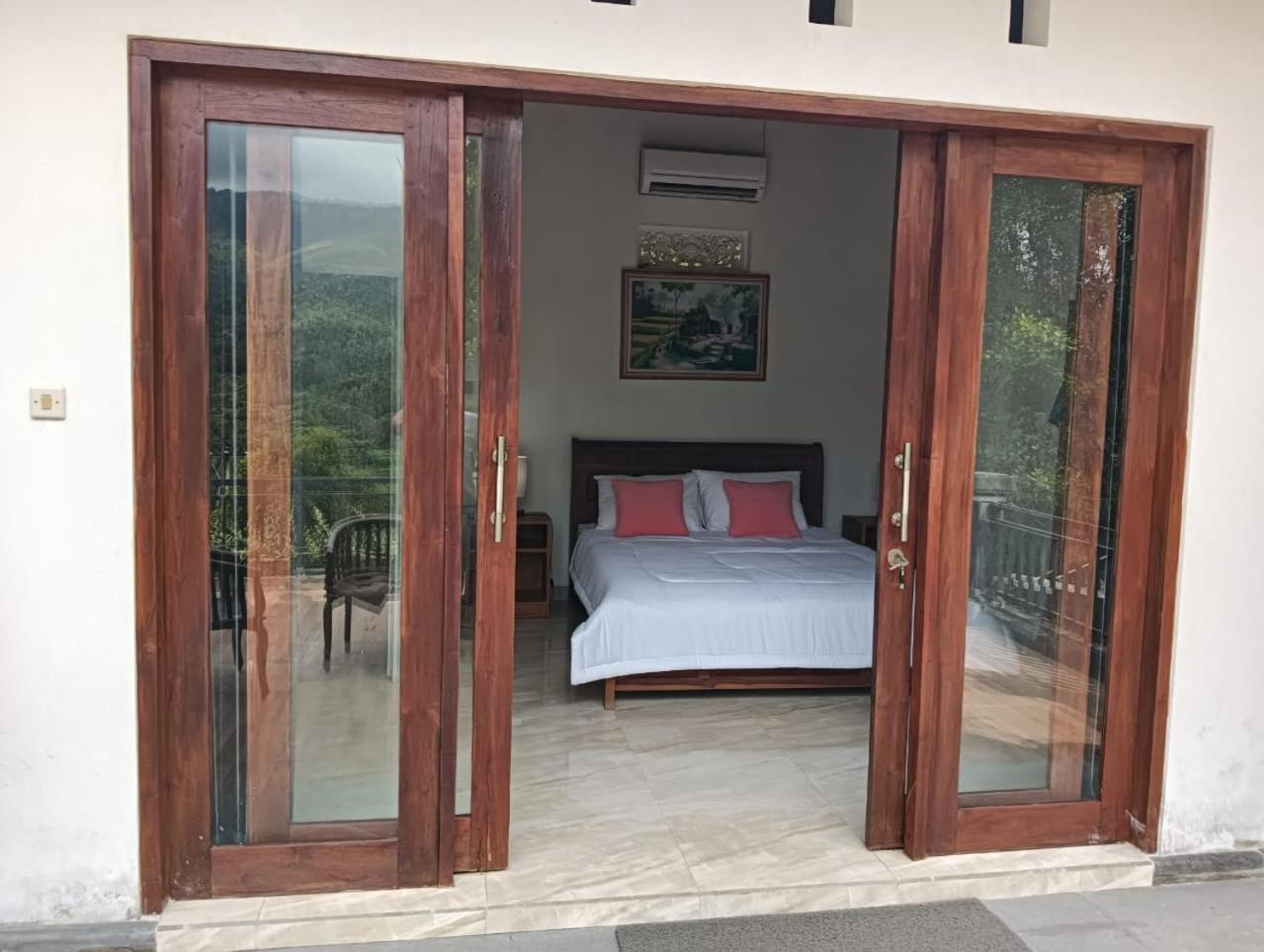 Gusti Homestay