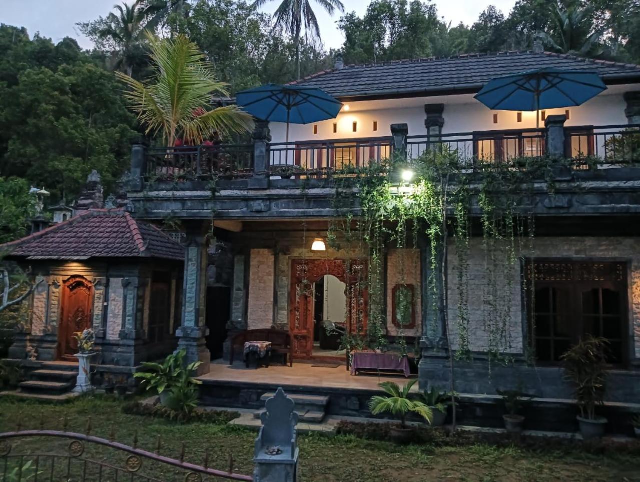 Gusti Homestay