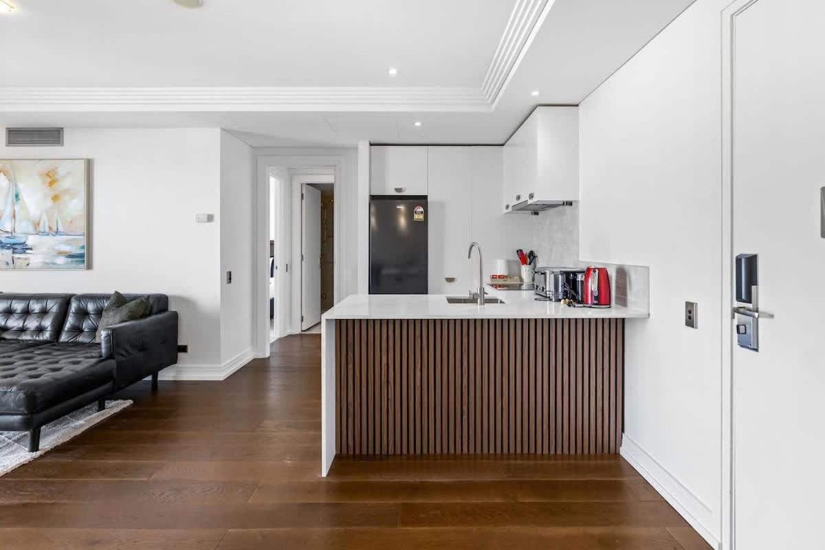 Modern 1BR Escape Central Auckland by Zodiak Stays