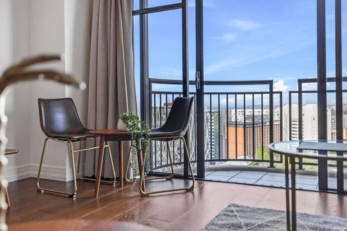 Modern 1BR Escape Central Auckland by Zodiak Stays