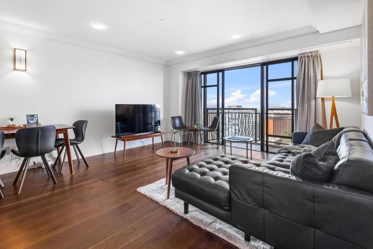 Modern 1BR Escape Central Auckland by Zodiak Stays