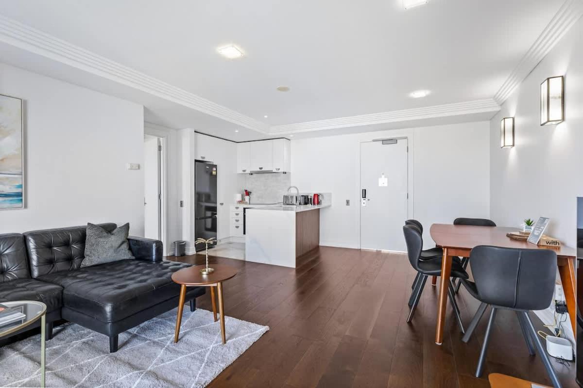 Modern 1BR Escape Central Auckland by Zodiak Stays