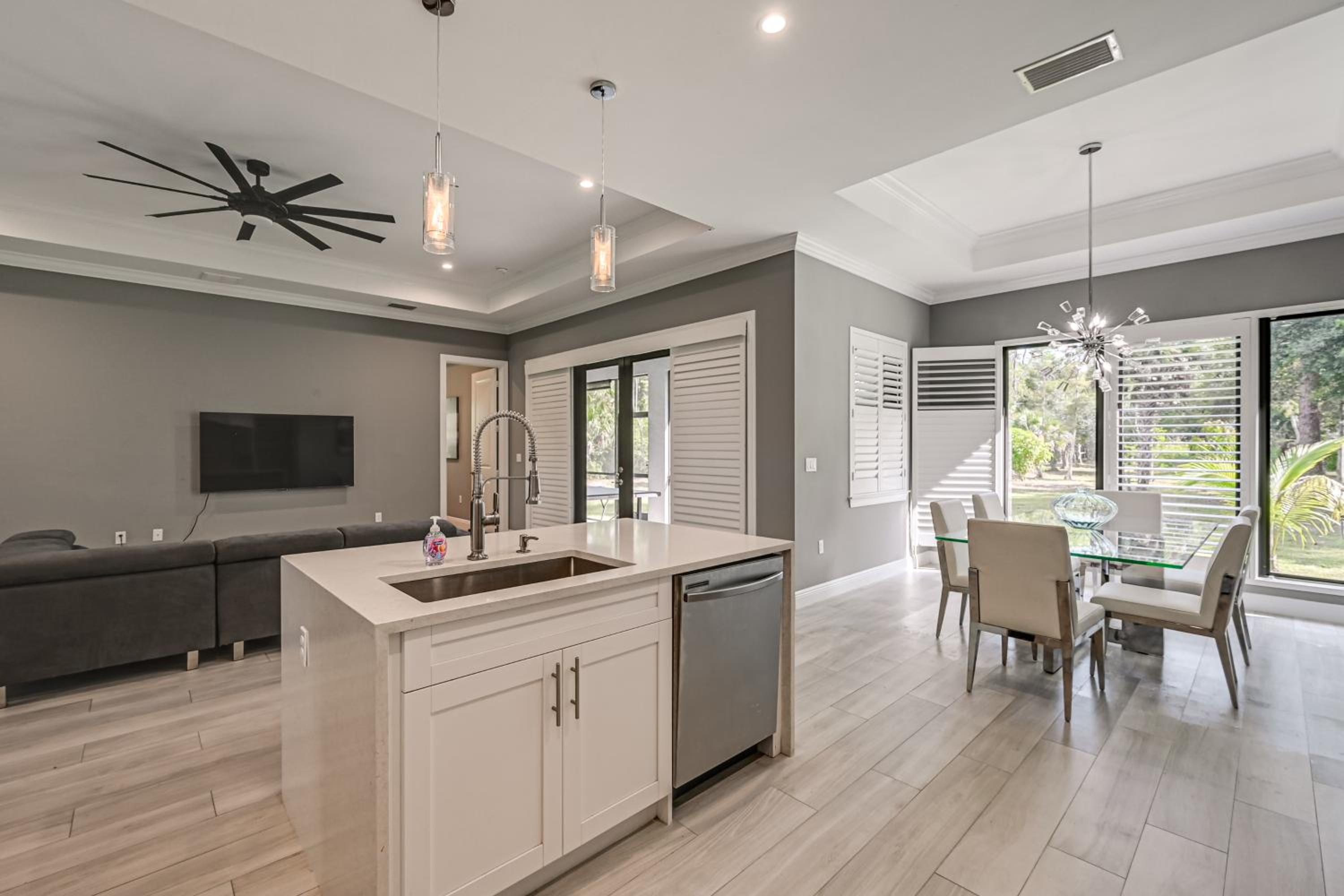 Serene, Pet-Friendly Naples Home by Golf and Beaches
