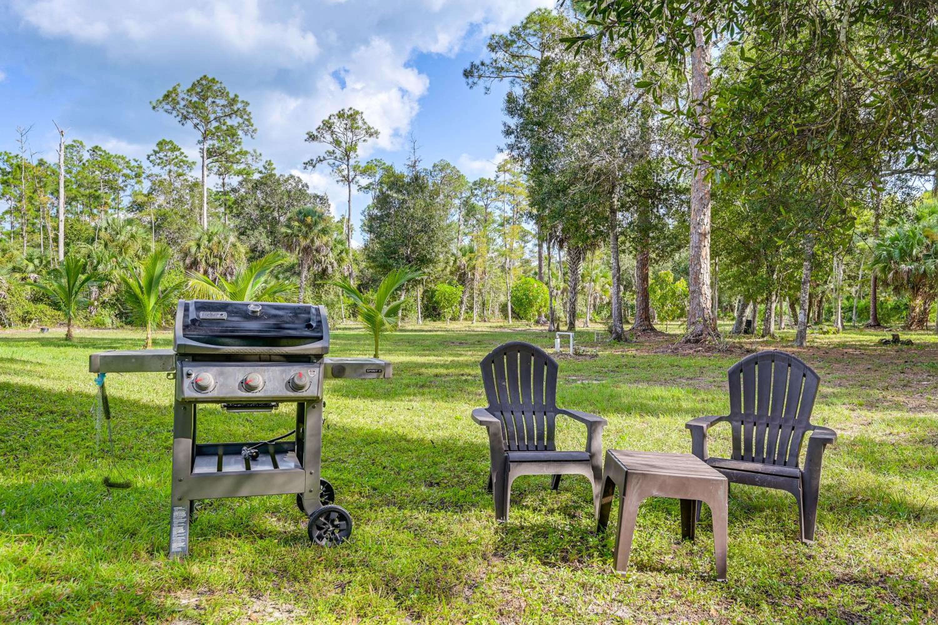 Serene, Pet-Friendly Naples Home by Golf and Beaches