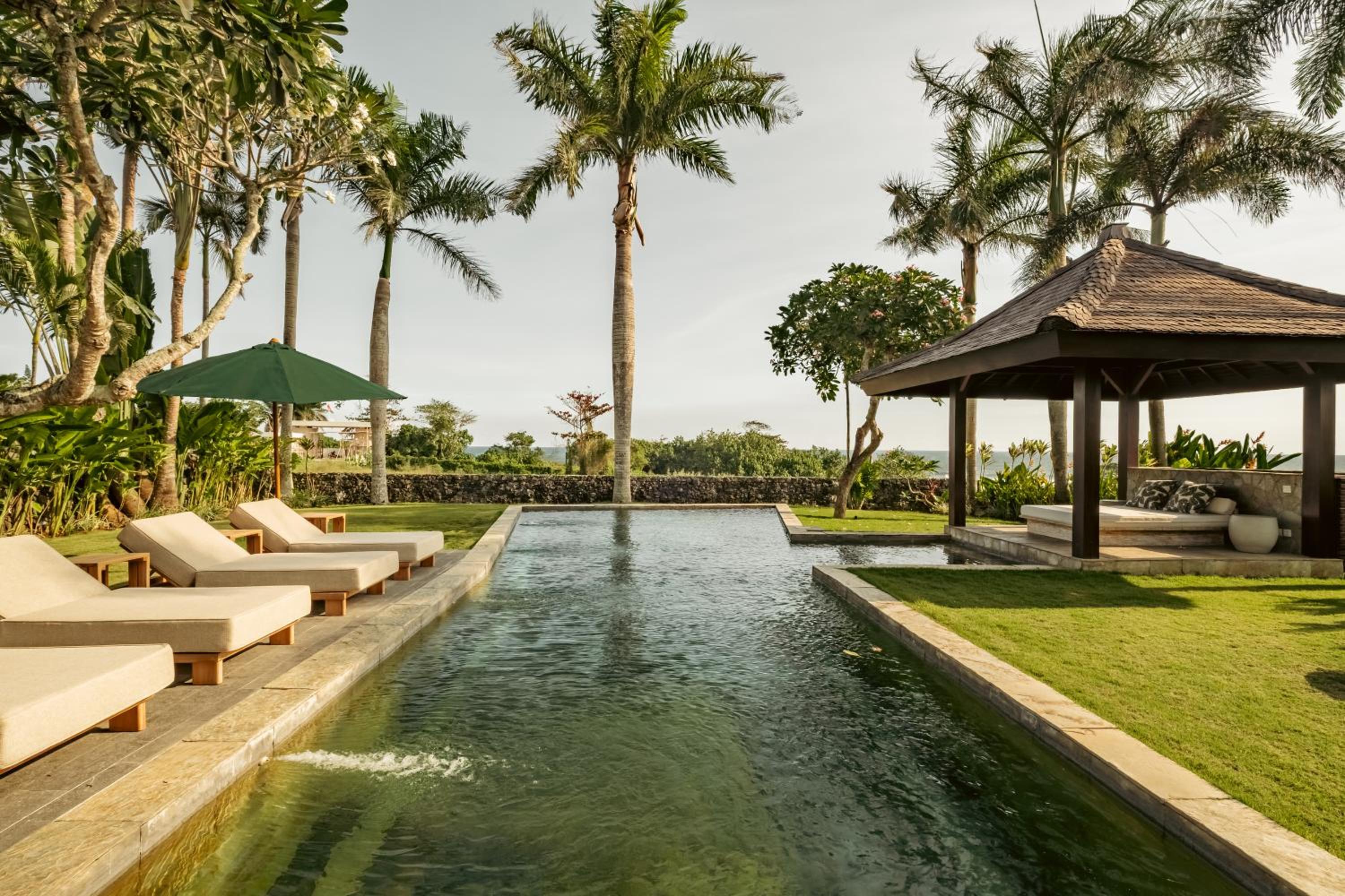 Oceanfront Luxury Villa in Beraban with Private Pool