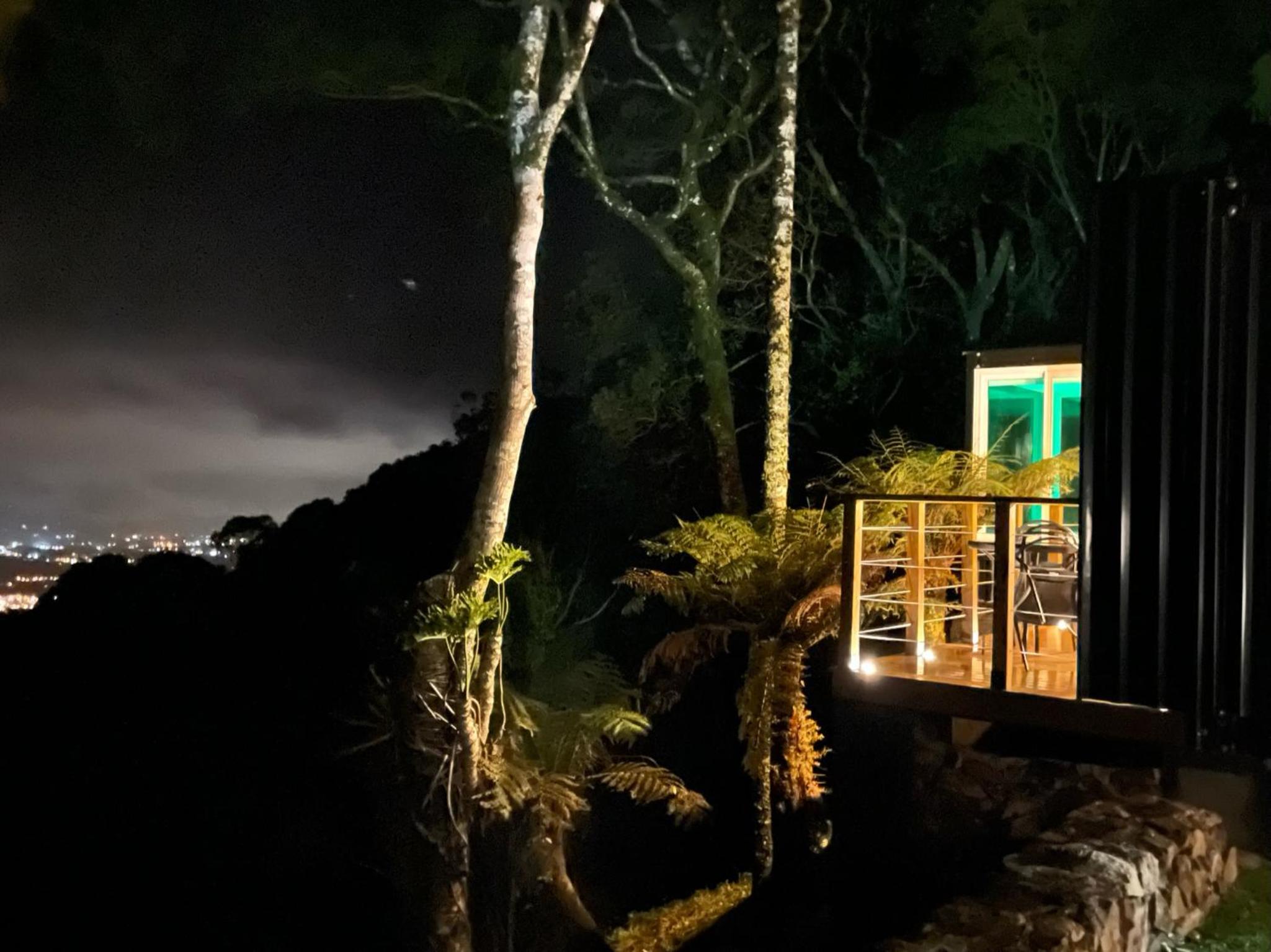 Hospede-se em um container ao lado de Gramado - RS