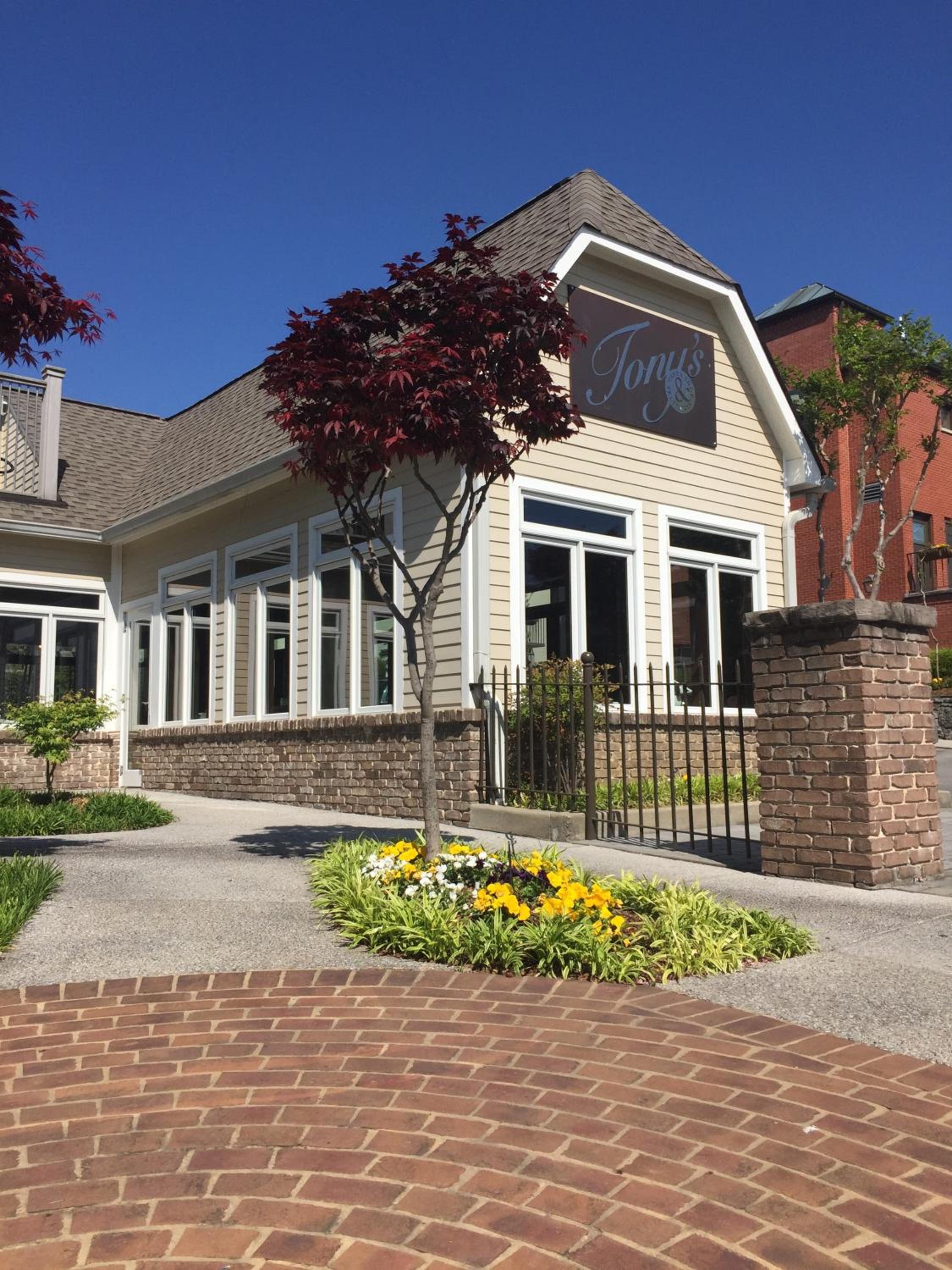 Bluff View Inn