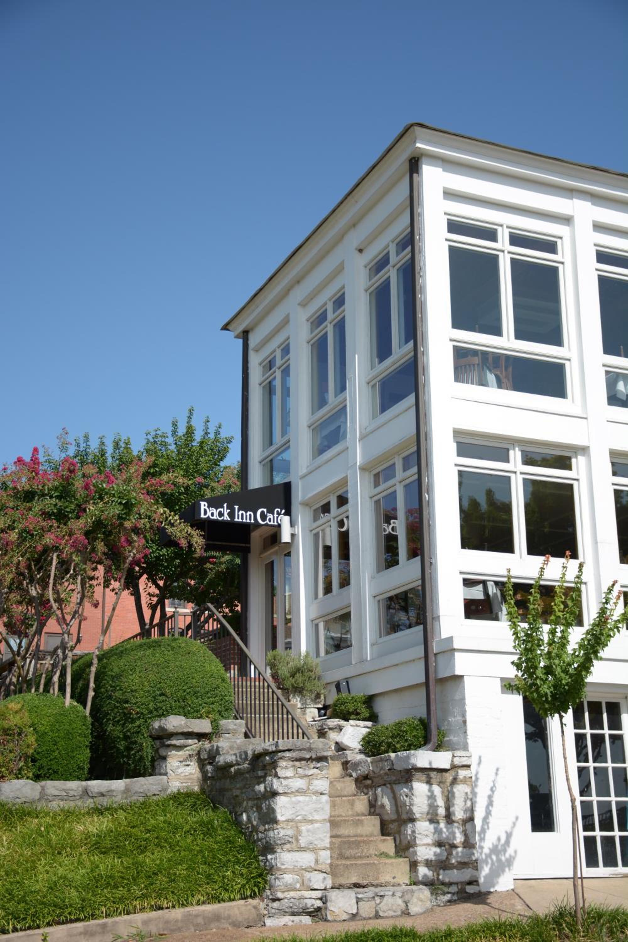 Bluff View Inn