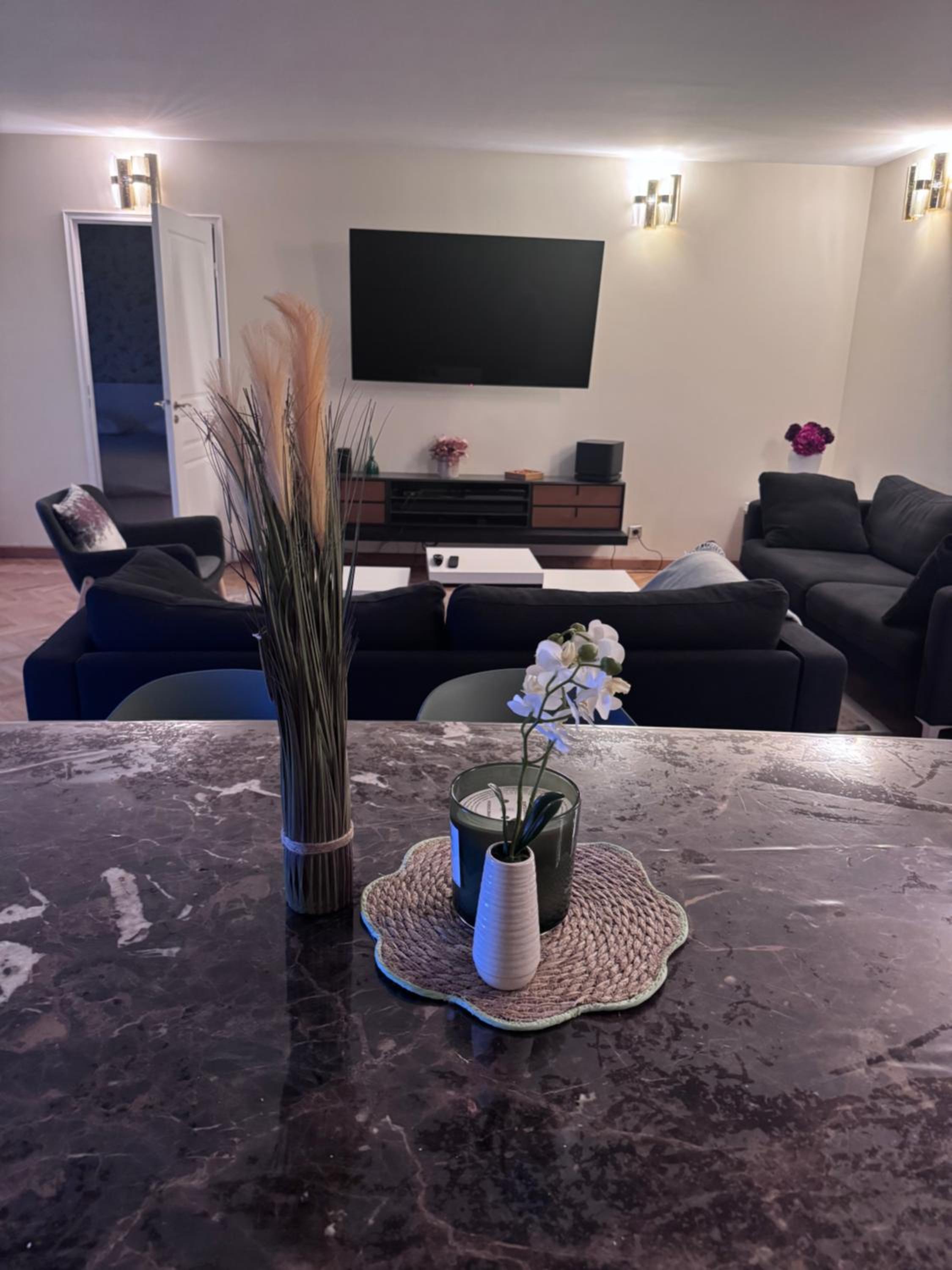 3 bedrooms with Tour Eiffel view