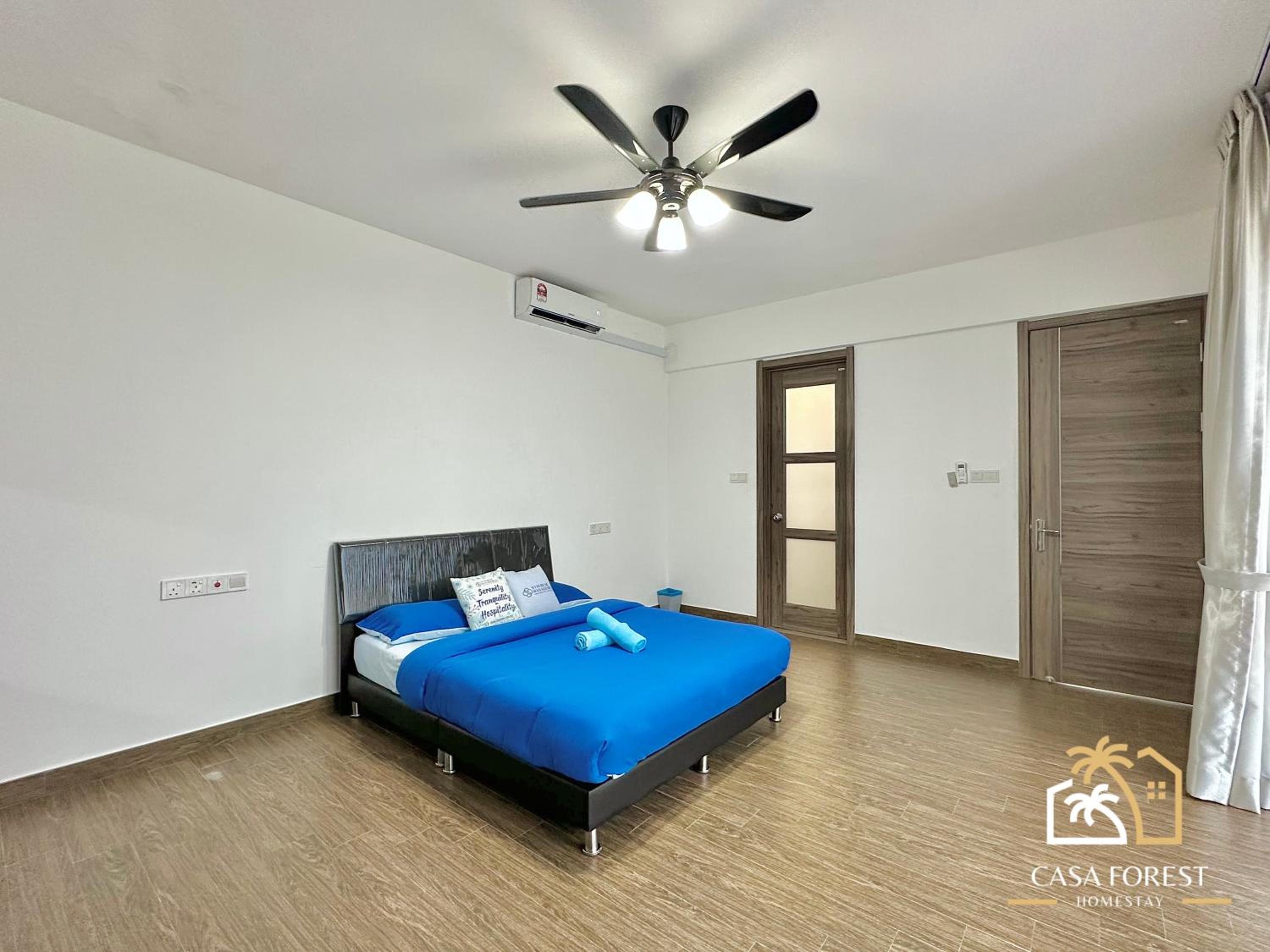 Casa Forest Modern Suites at Forest City JB