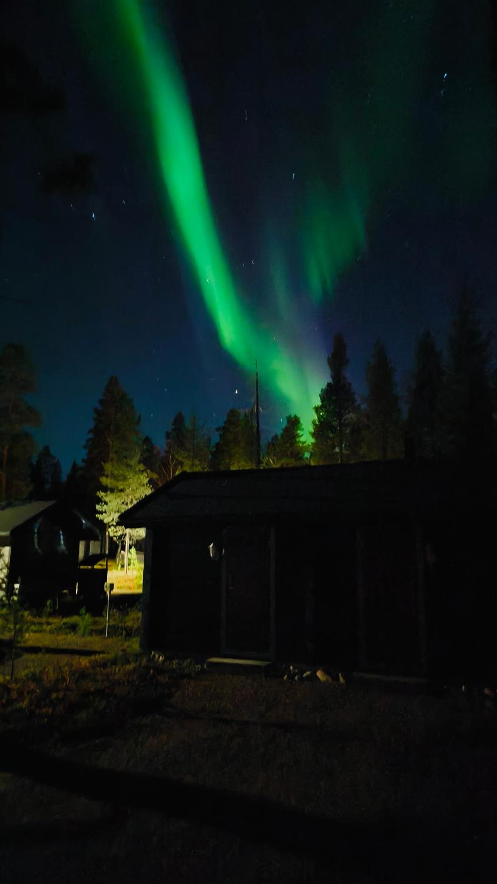 Parimökki Kaarni - 1km Ylläksen rinteisiin