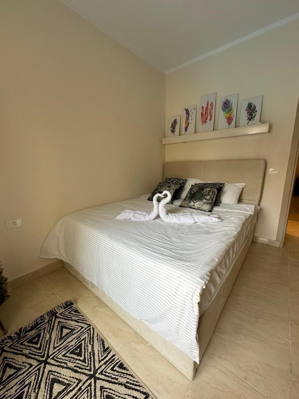 Resort Apt w 6 Pools Near Gouna