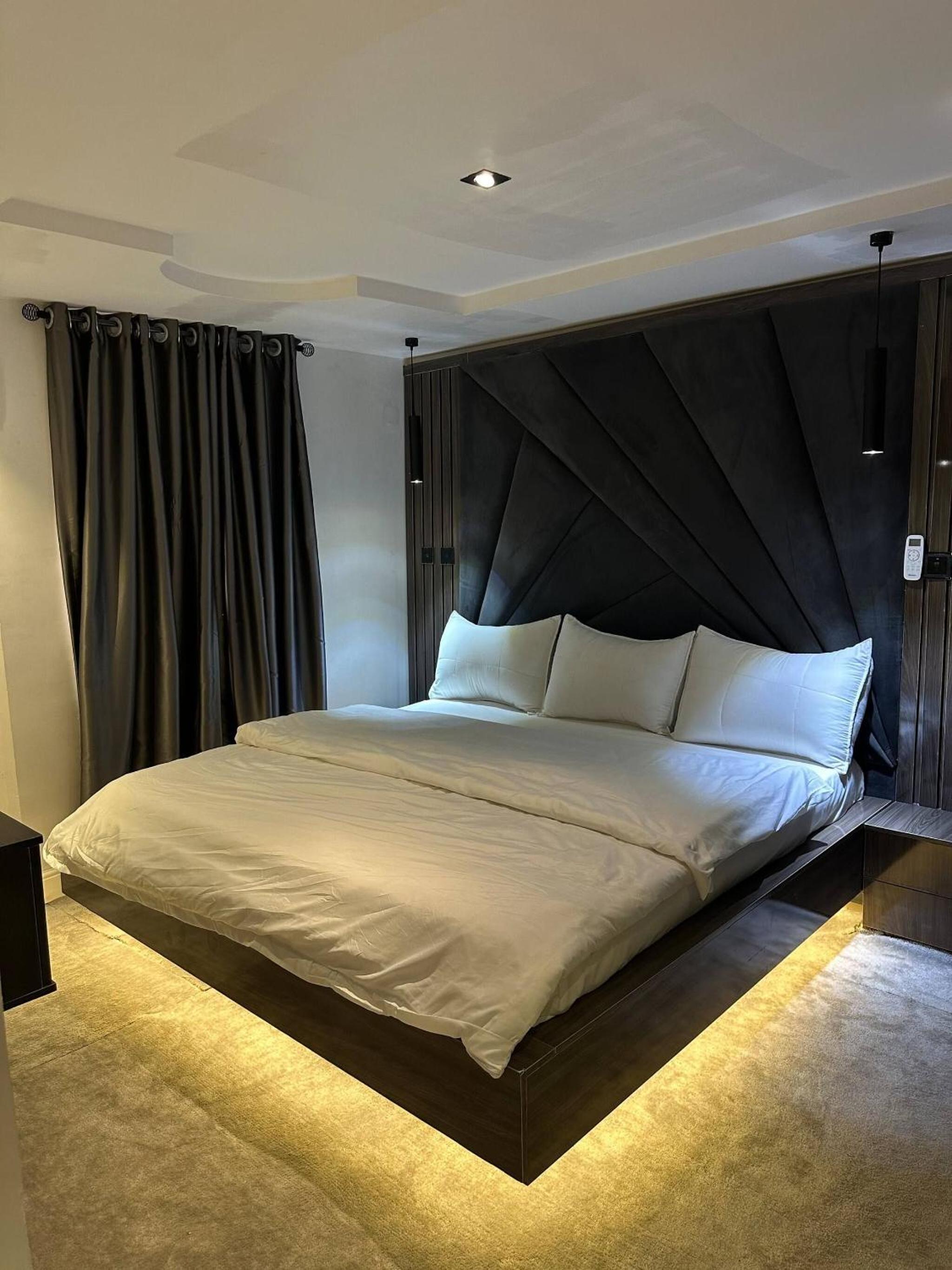 Peaceful Abuja Retreat - 1 Bedroom Private Apartment