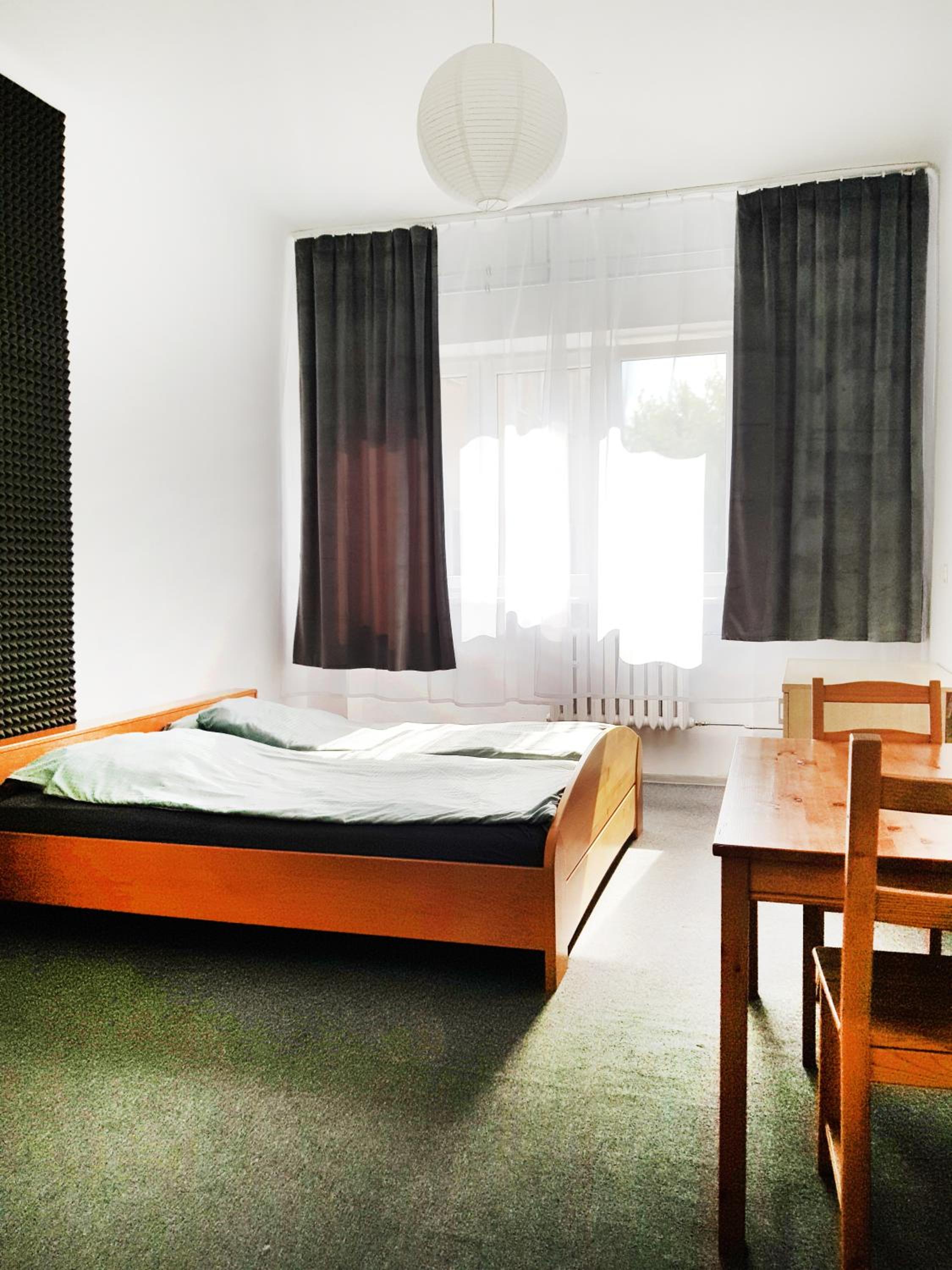 mHostel24