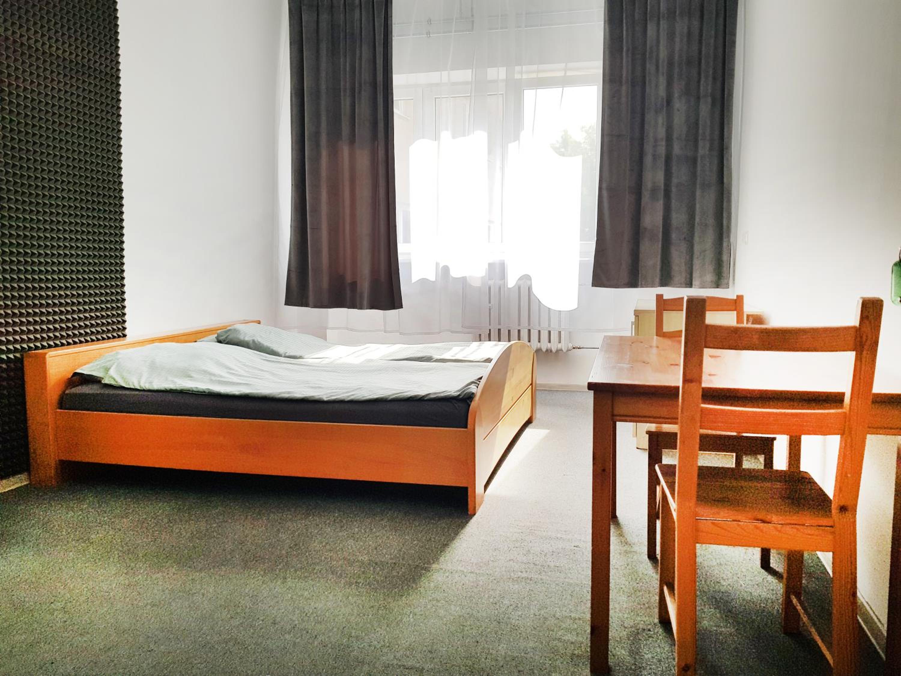 mHostel24