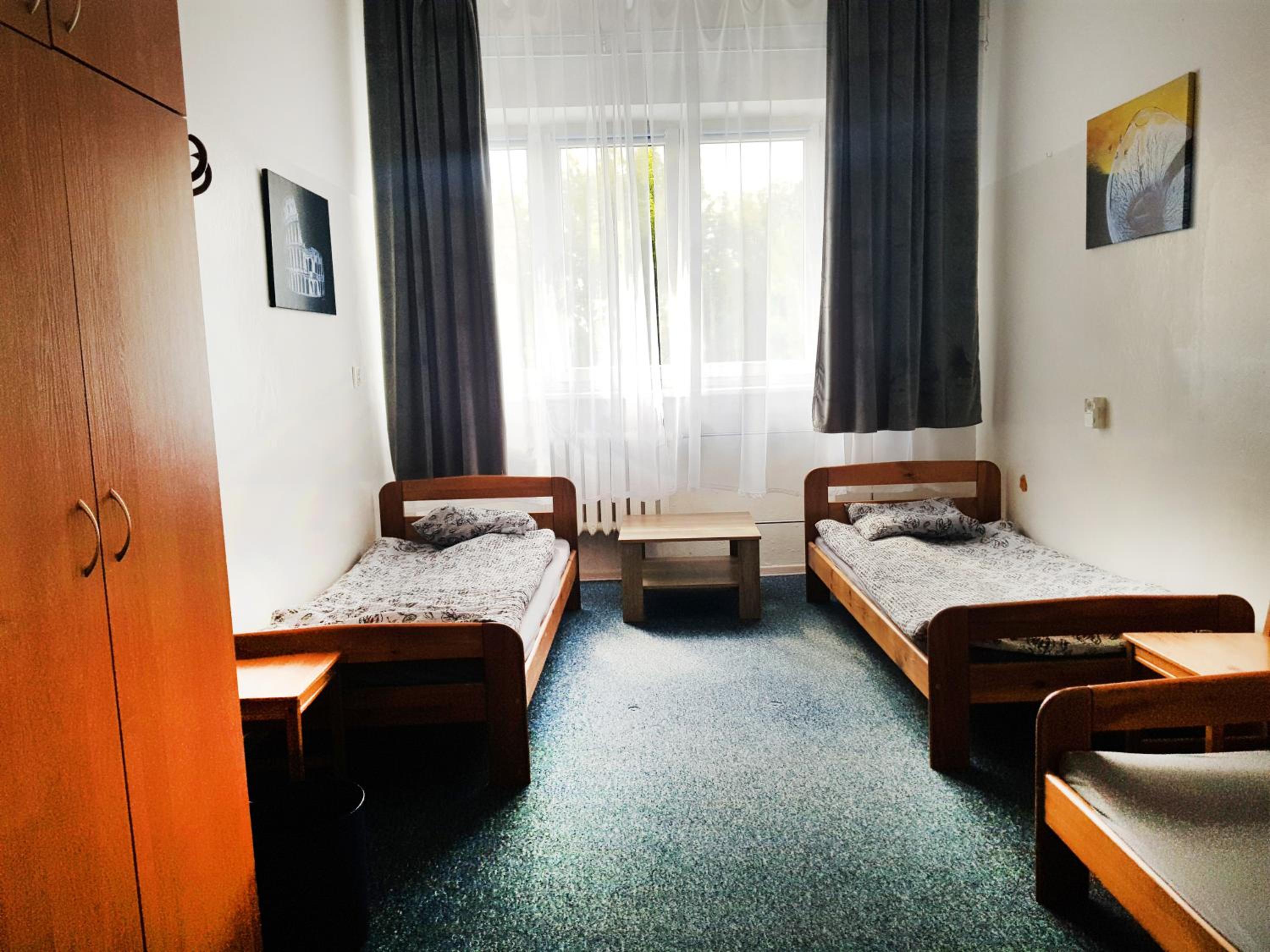 mHostel24