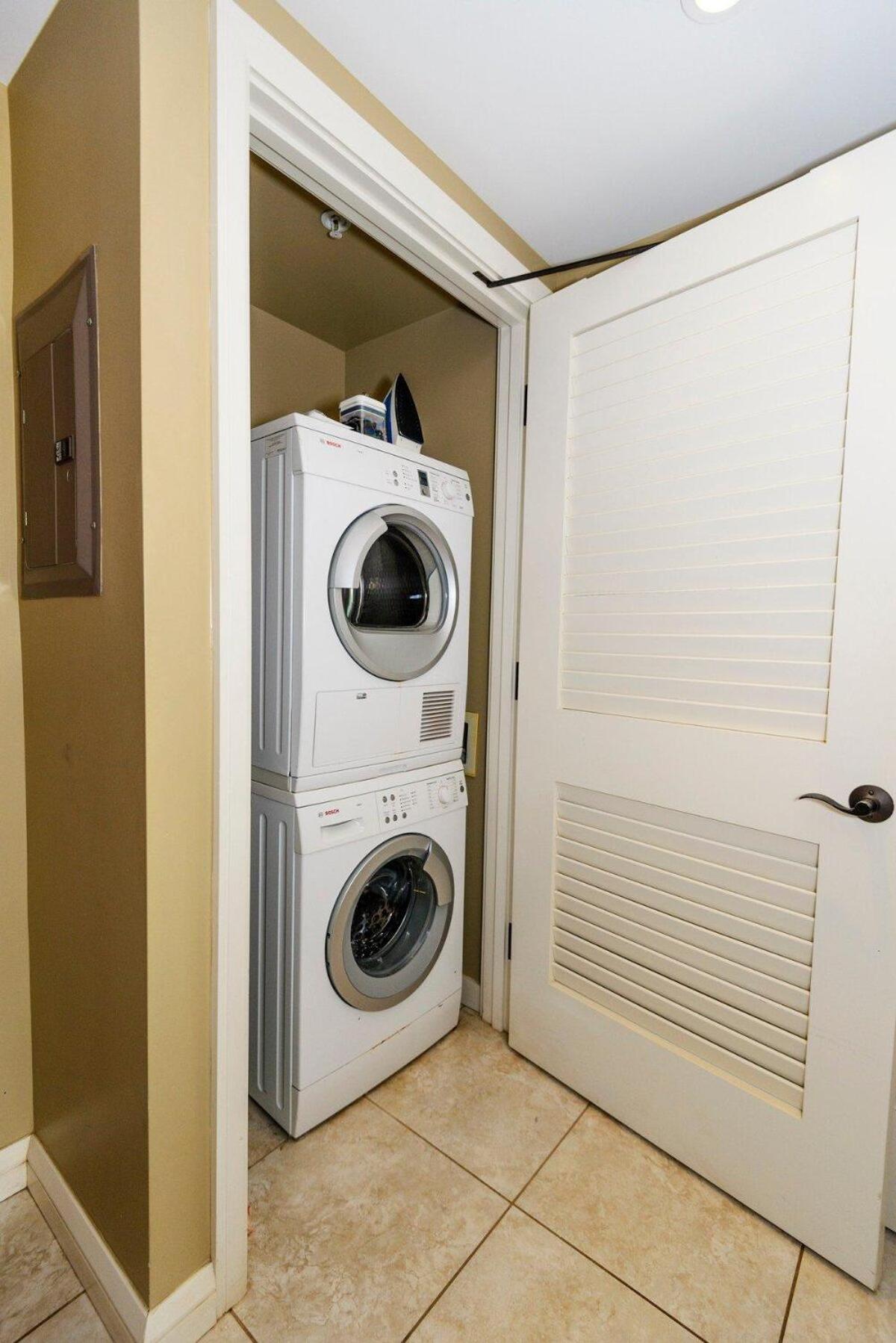 Honua Kai 1024 · HK 1024 Updated Beachfront Luxury Condo w Pool