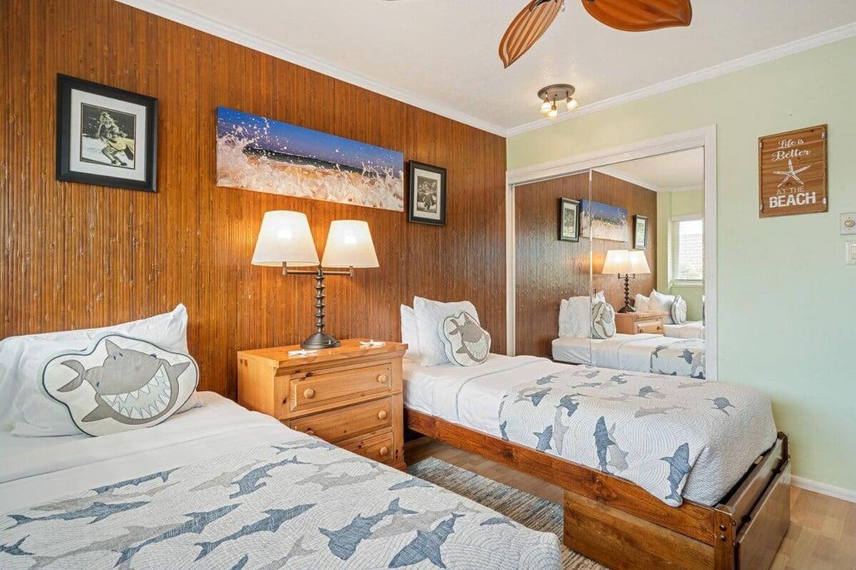 Puamana 153-4 · PU 153-4 Spacious Puamana Unit & Walk To The Bea