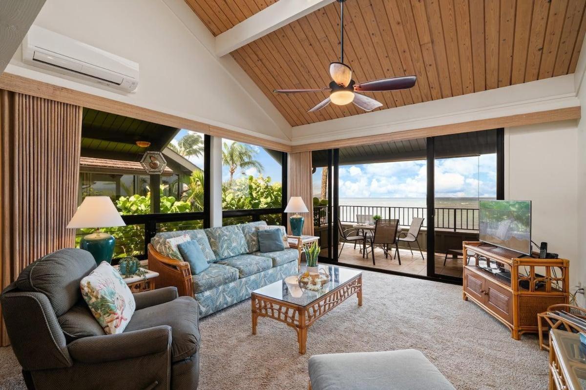 Kahana Village 26 · KHV 26 2BD Direct Ocean Front with Amazing S